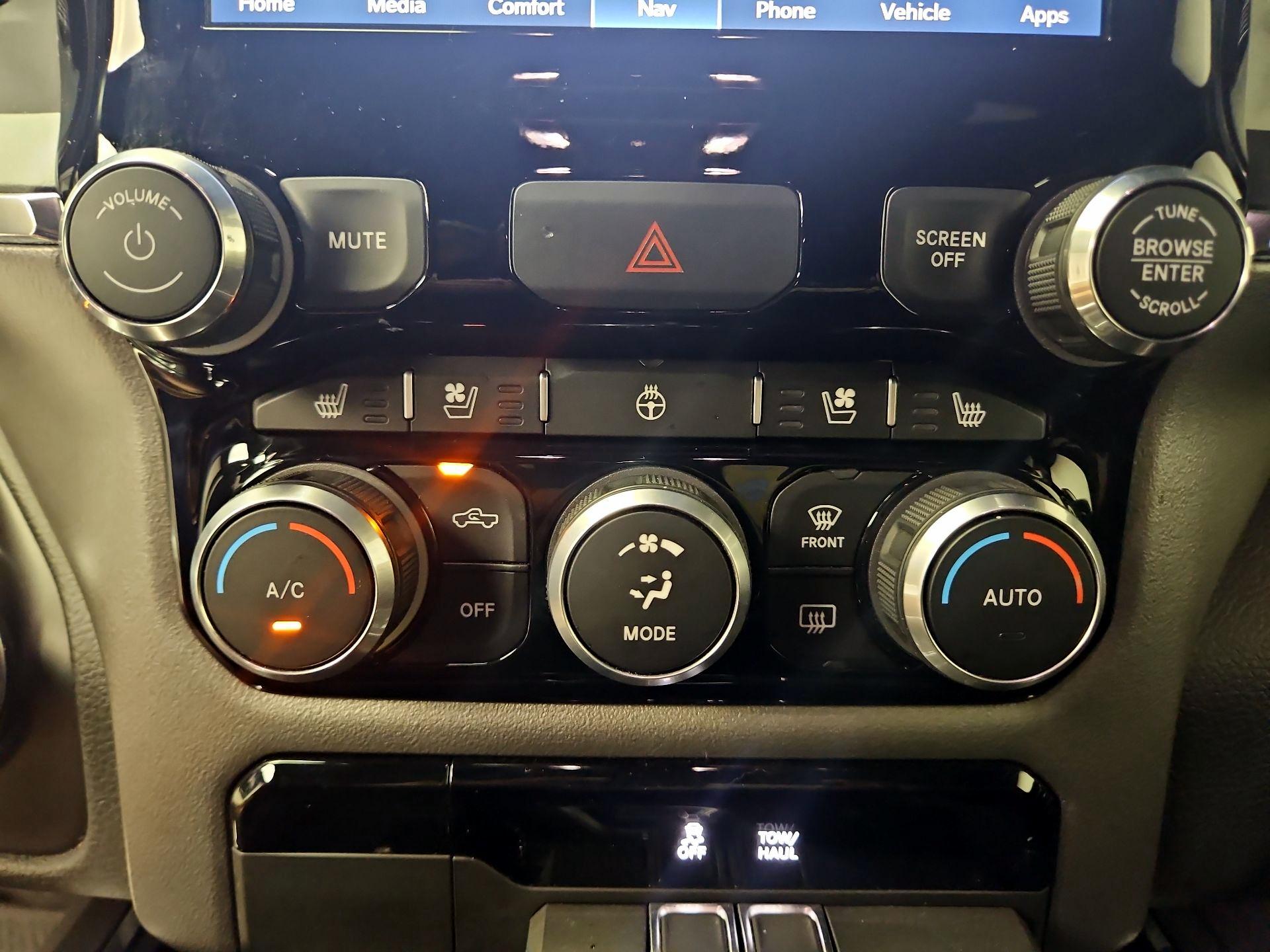 Thumbnail: 2024 RAM 1500 - 17