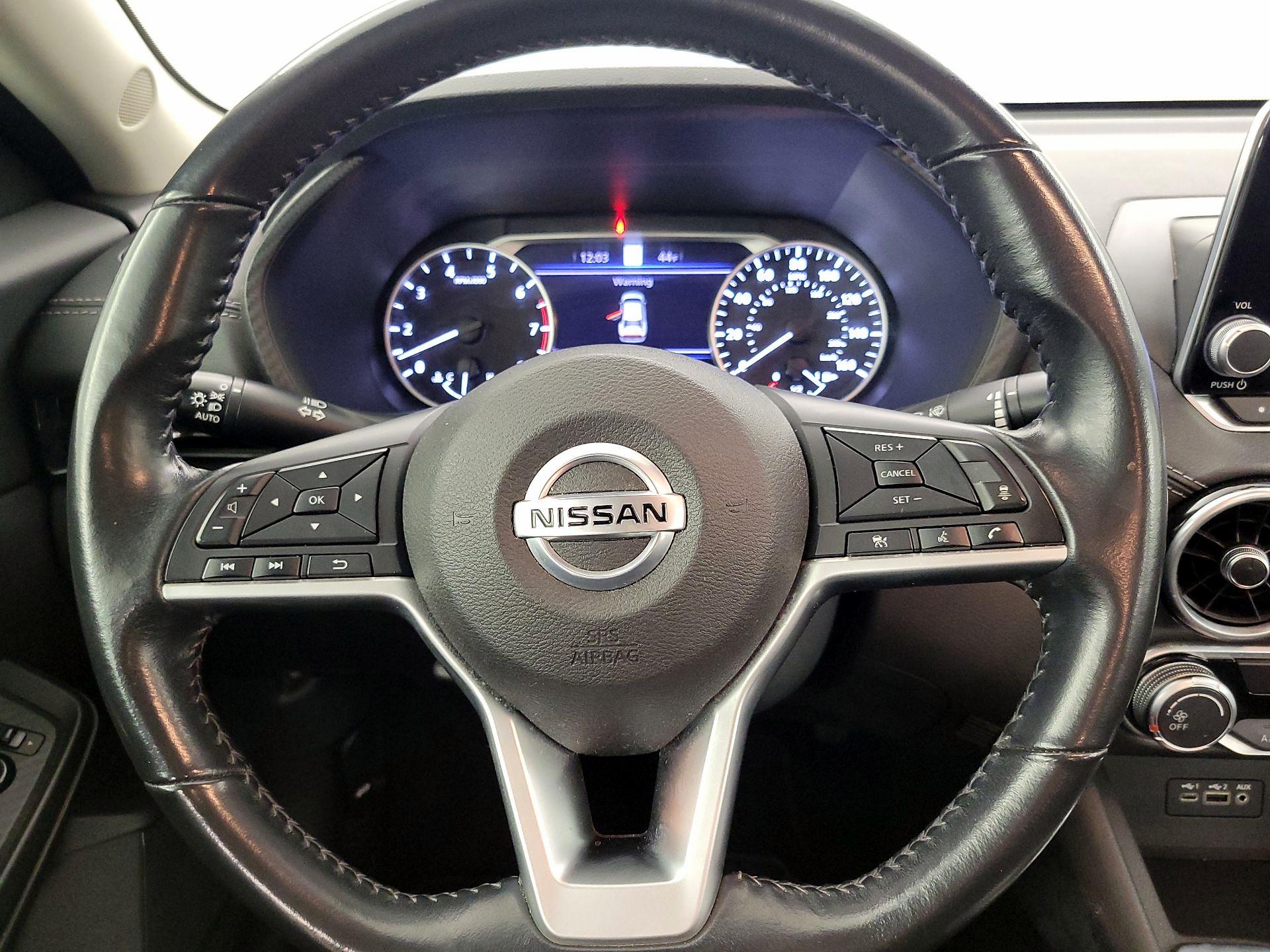 Thumbnail: 2022 Nissan Sentra - 10