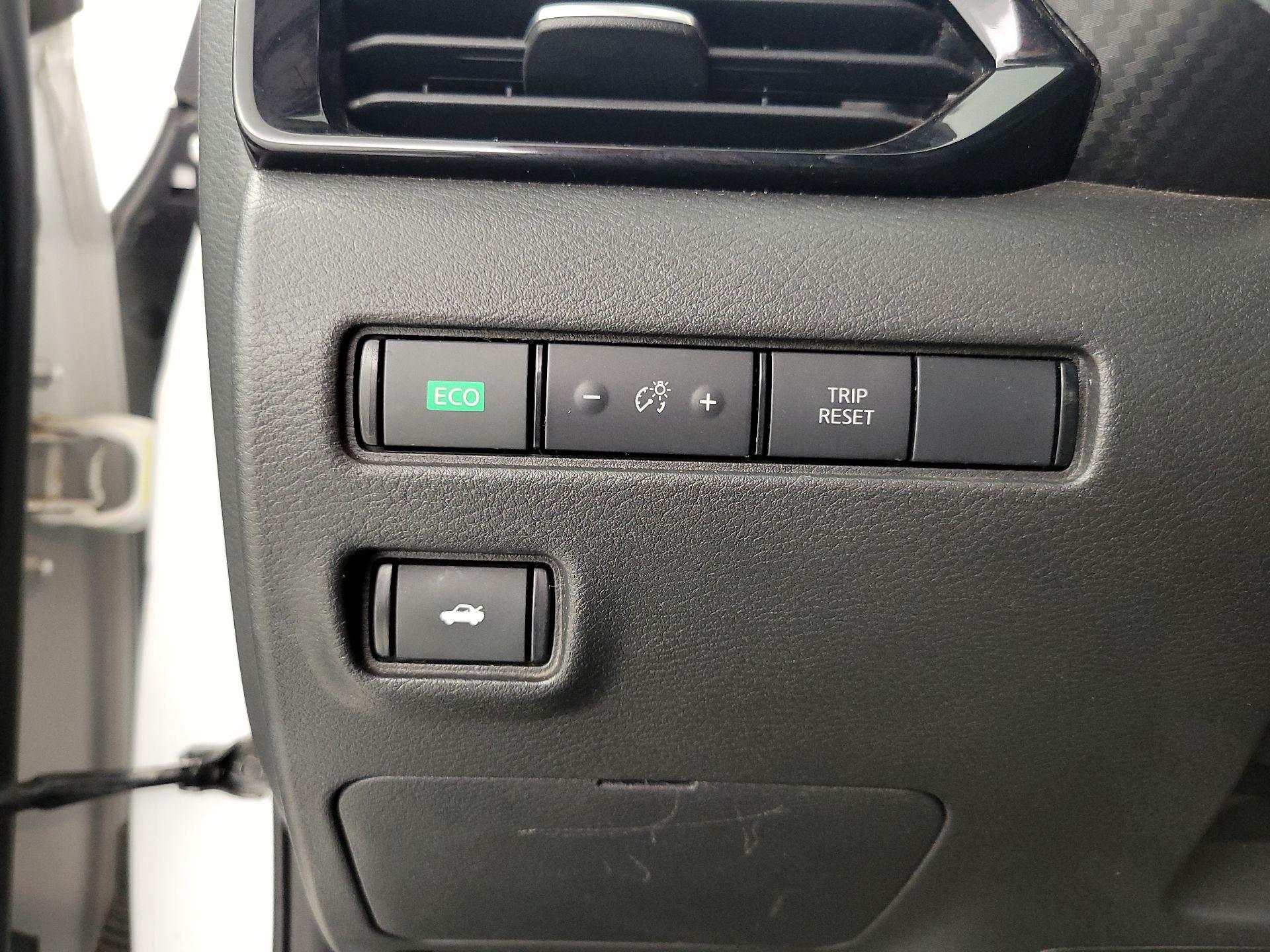 Thumbnail: 2022 Nissan Sentra - 13