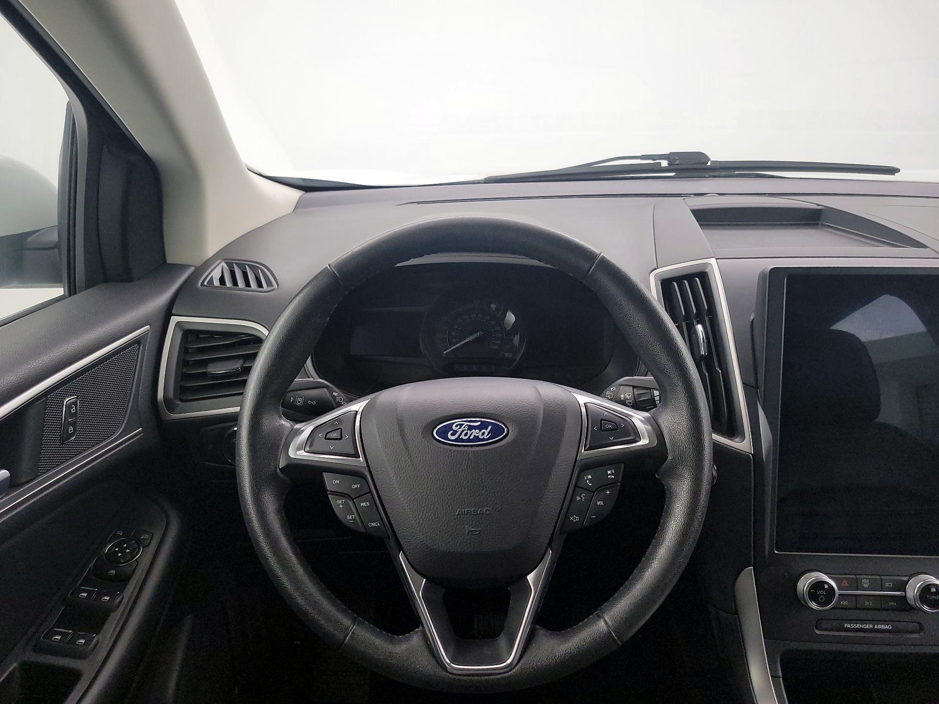 Thumbnail: 2022 Ford Edge - 10