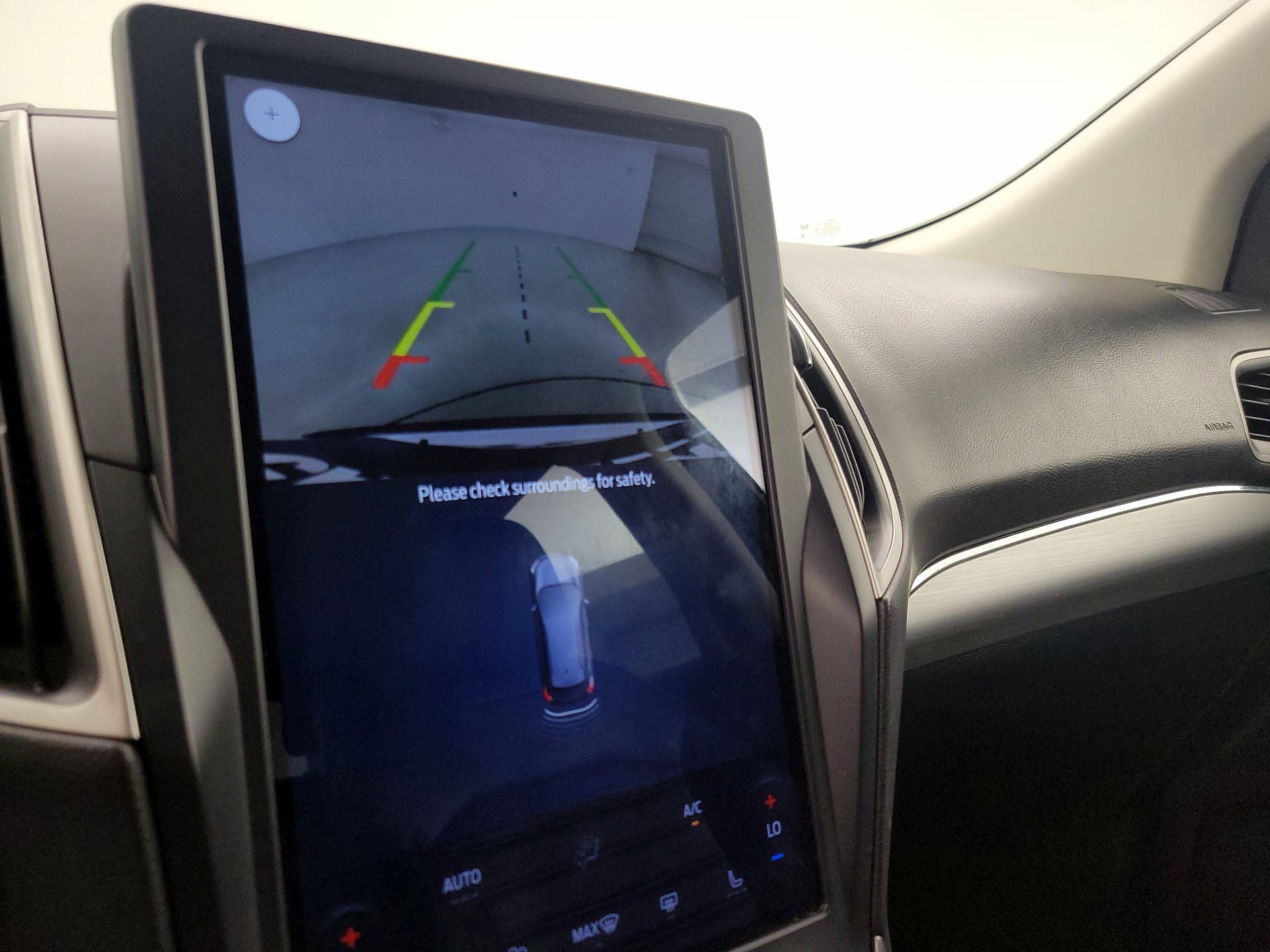 Thumbnail: 2022 Ford Edge - 14