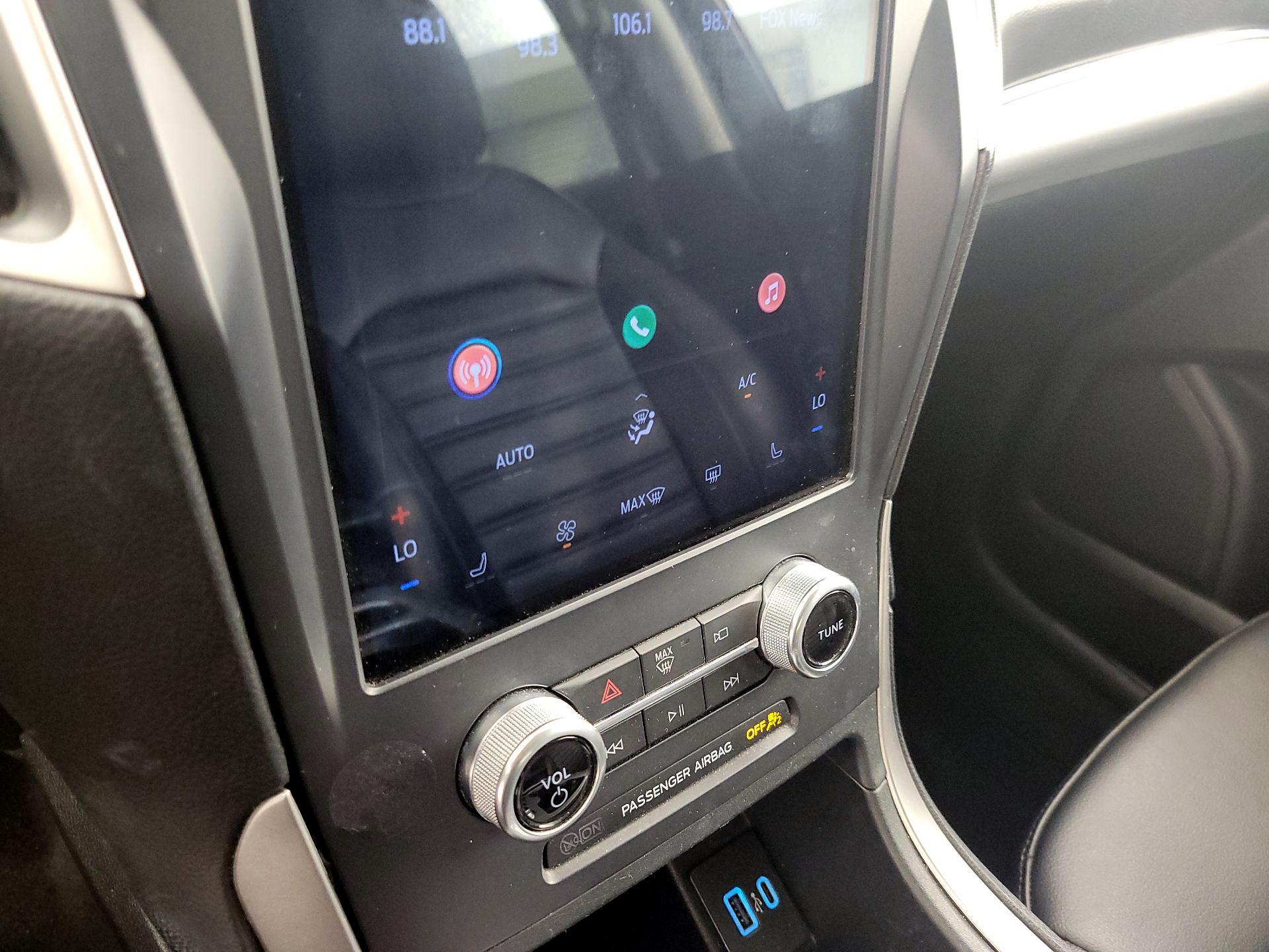 Thumbnail: 2022 Ford Edge - 16