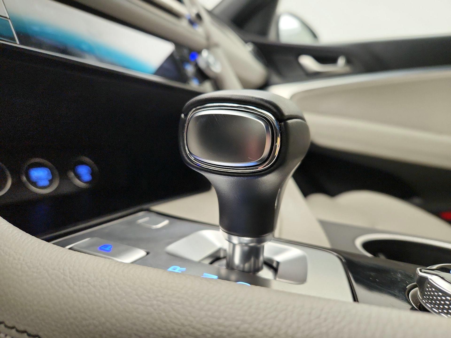 Thumbnail: 2024 Genesis G70 - 18