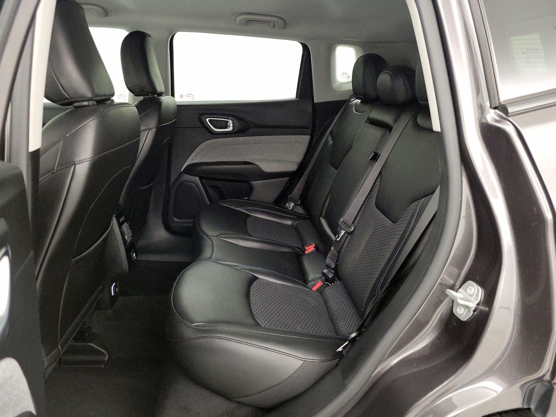 Thumbnail: 2022 Jeep Compass - 18