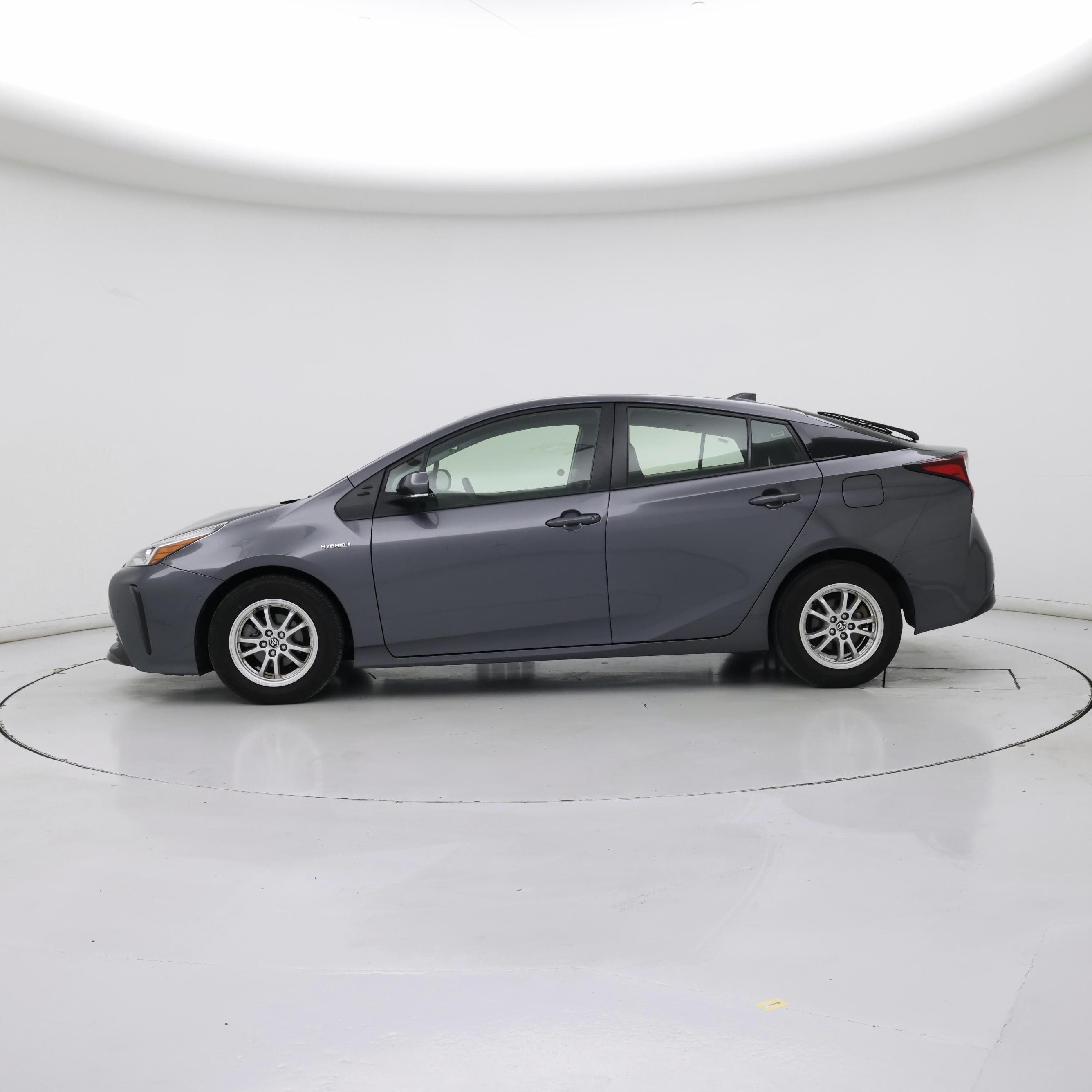 Thumbnail: 2022 Toyota Prius - 3