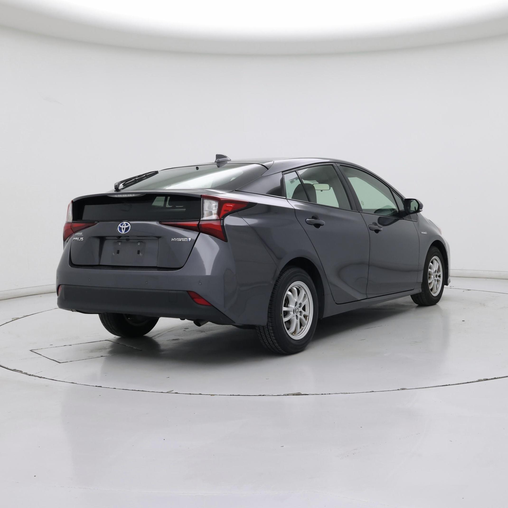 Thumbnail: 2022 Toyota Prius - 8