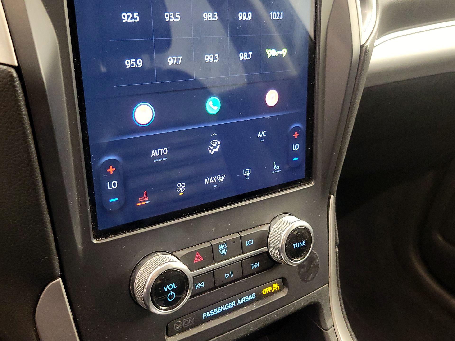 Thumbnail: 2022 Ford Edge - 16