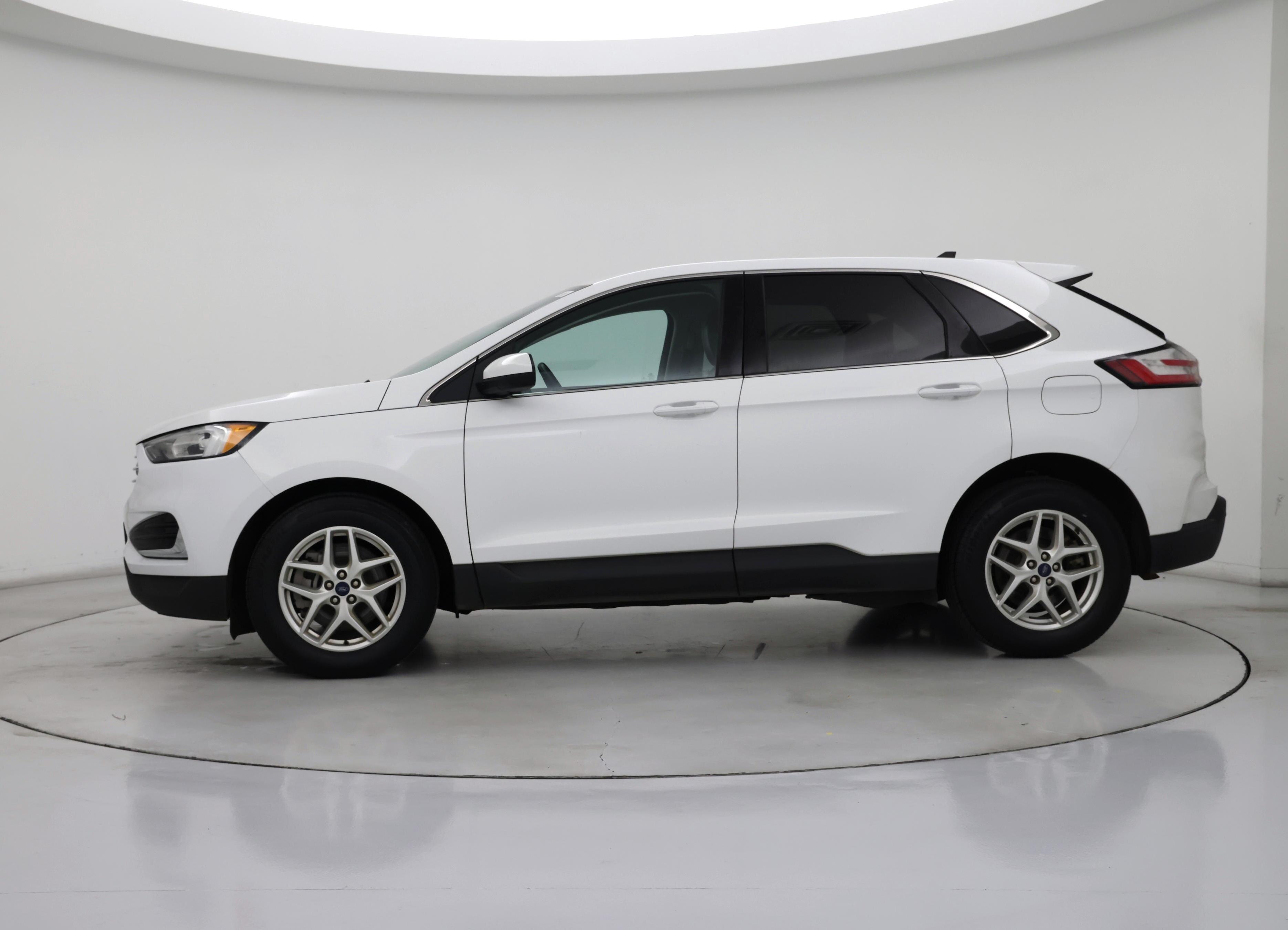 Thumbnail: 2022 Ford Edge - 3