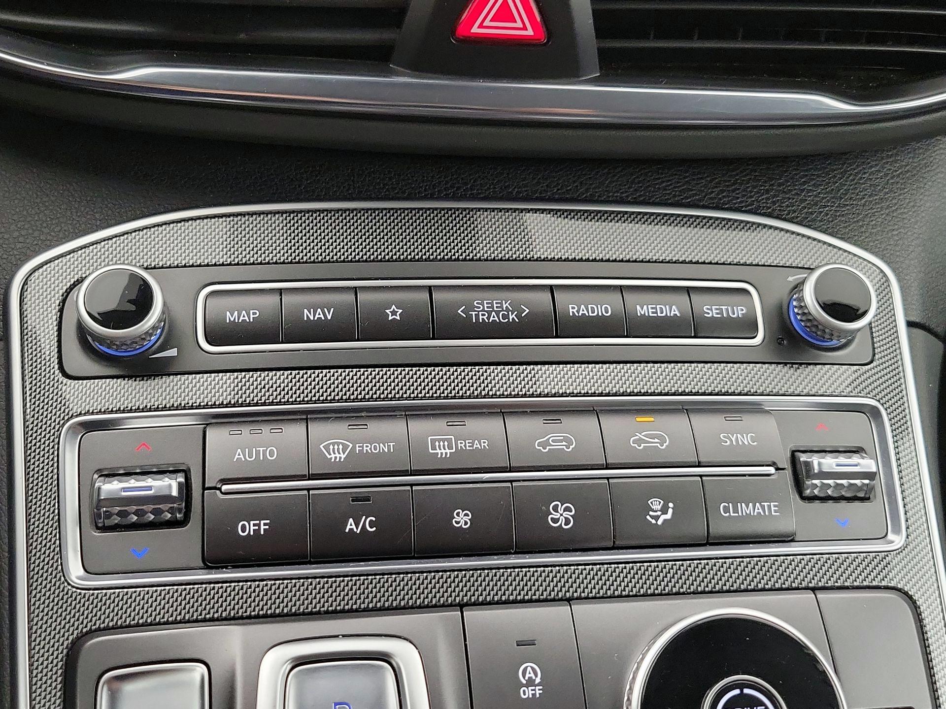 Thumbnail: 2023 Hyundai Santa Fe - 17