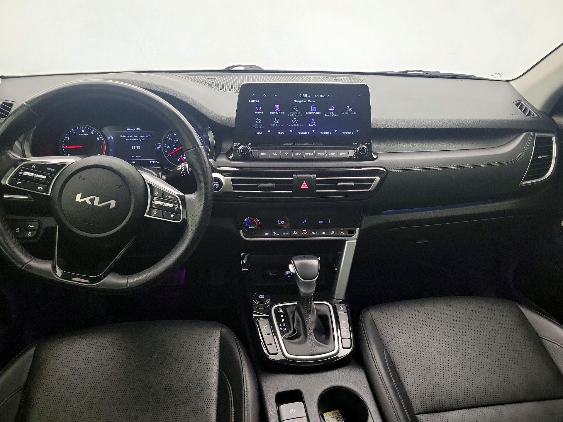 Thumbnail: 2022 Kia Seltos - 9