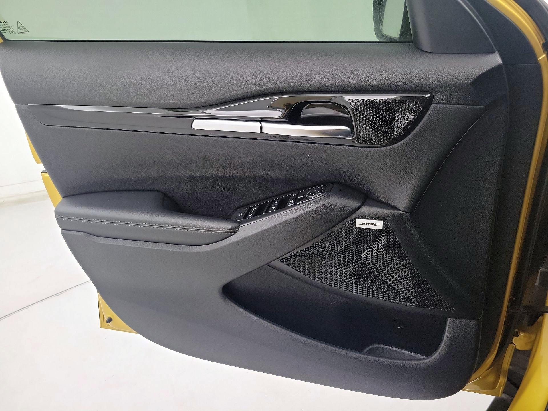 Thumbnail: 2022 Kia Seltos - 12