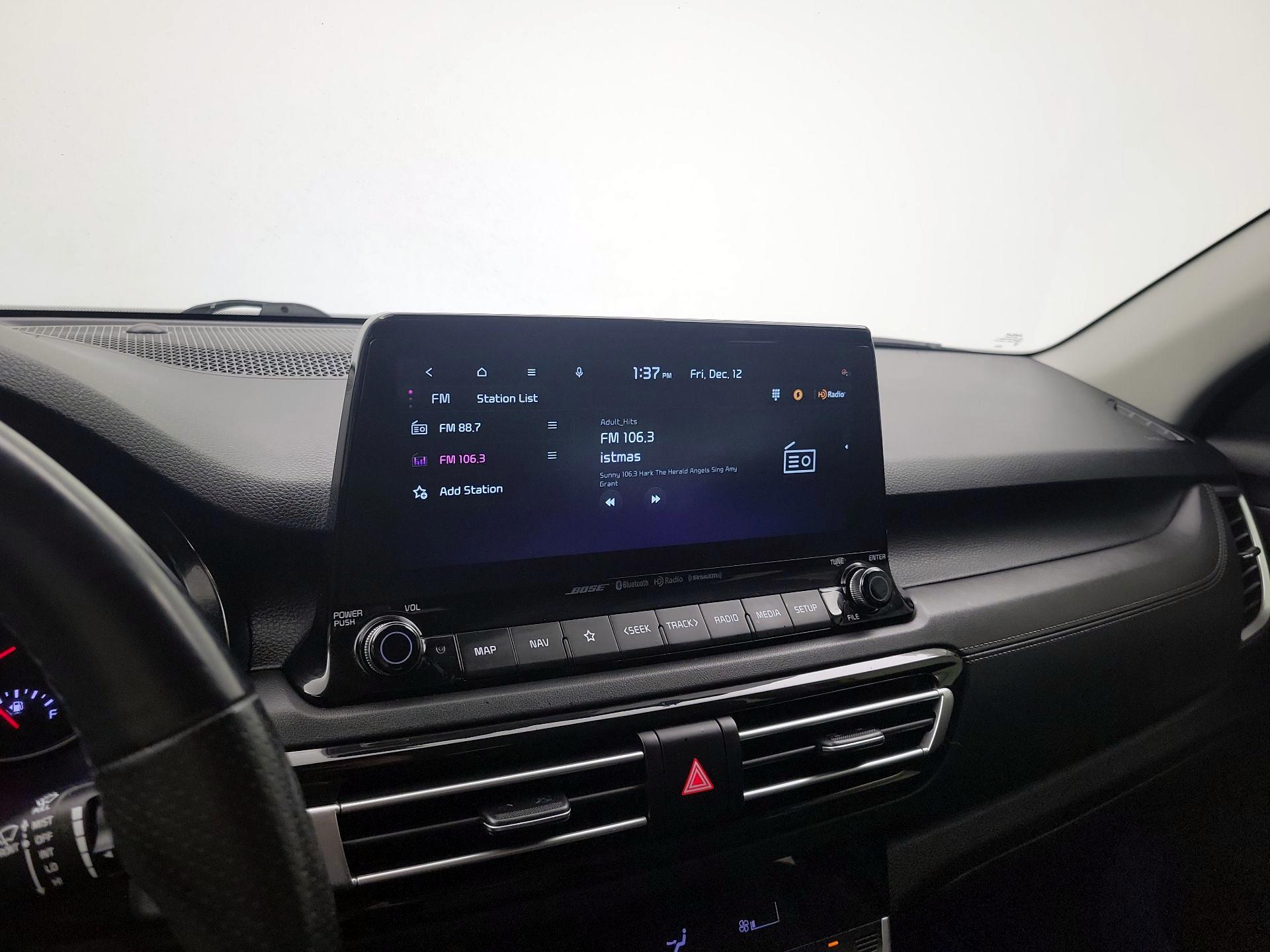 Thumbnail: 2022 Kia Seltos - 16