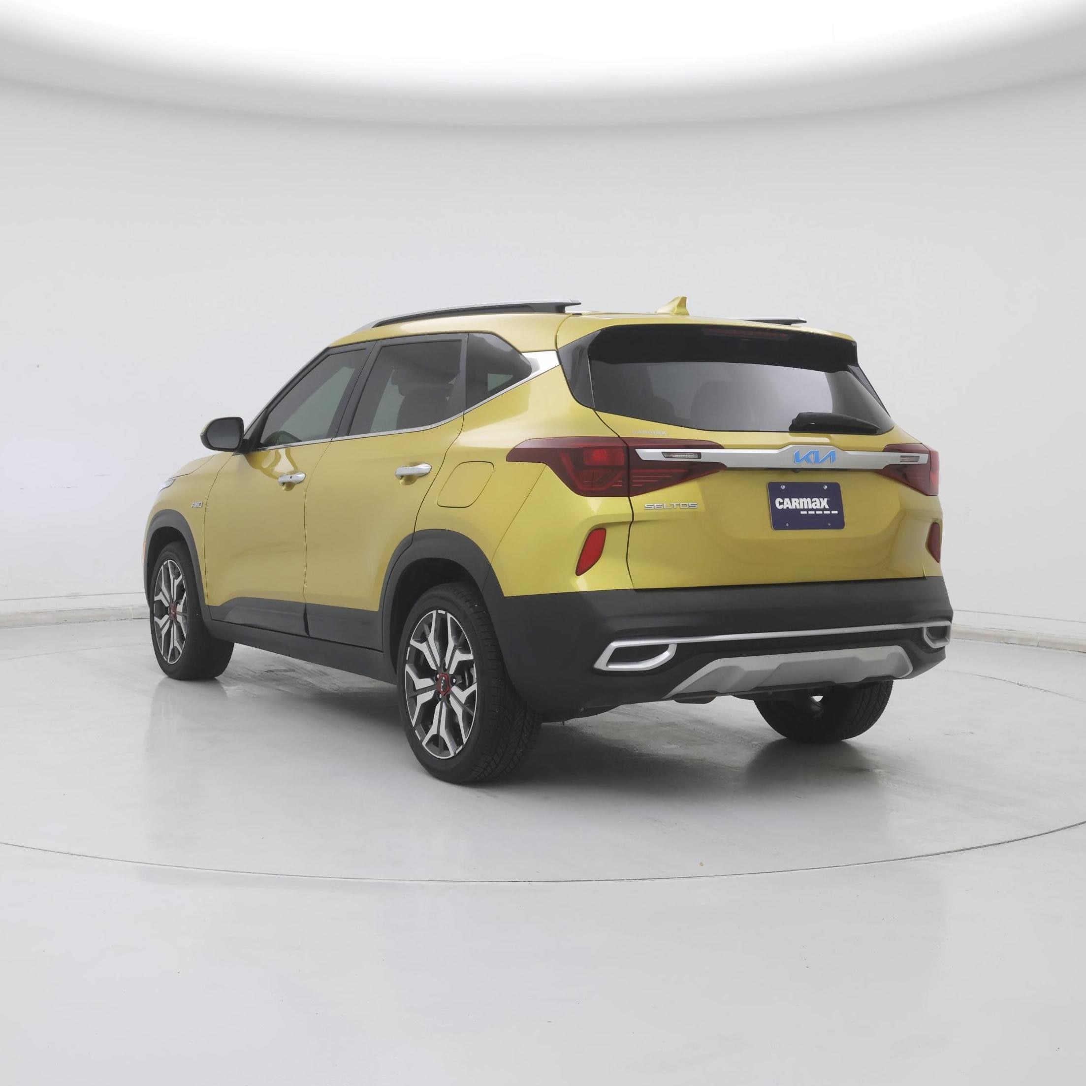 Thumbnail: 2022 Kia Seltos - 2