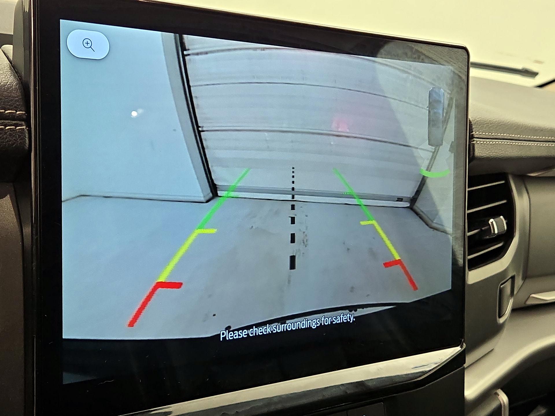 Thumbnail: 2023 Ford Expedition - 15