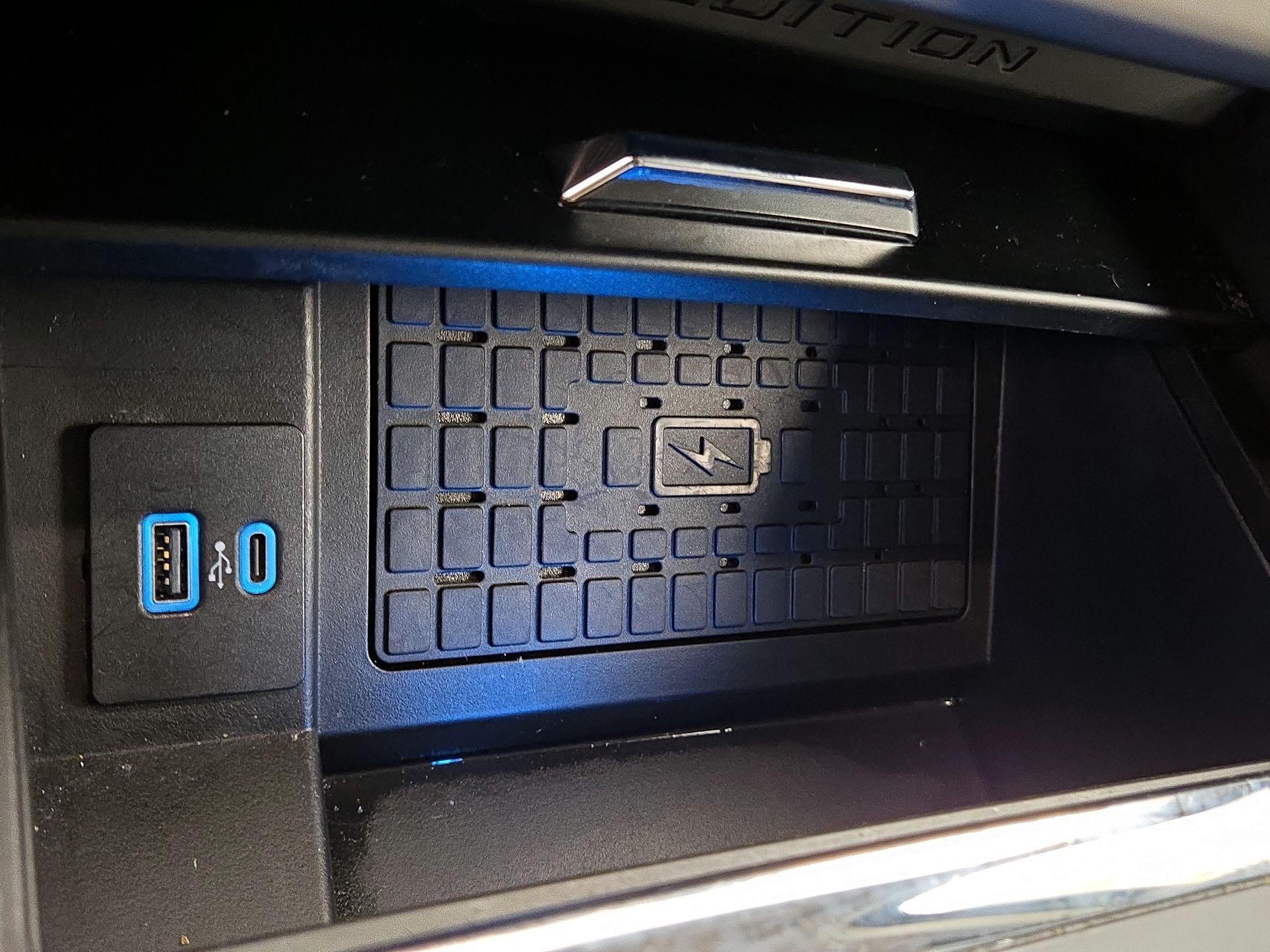 Thumbnail: 2023 Ford Expedition - 19