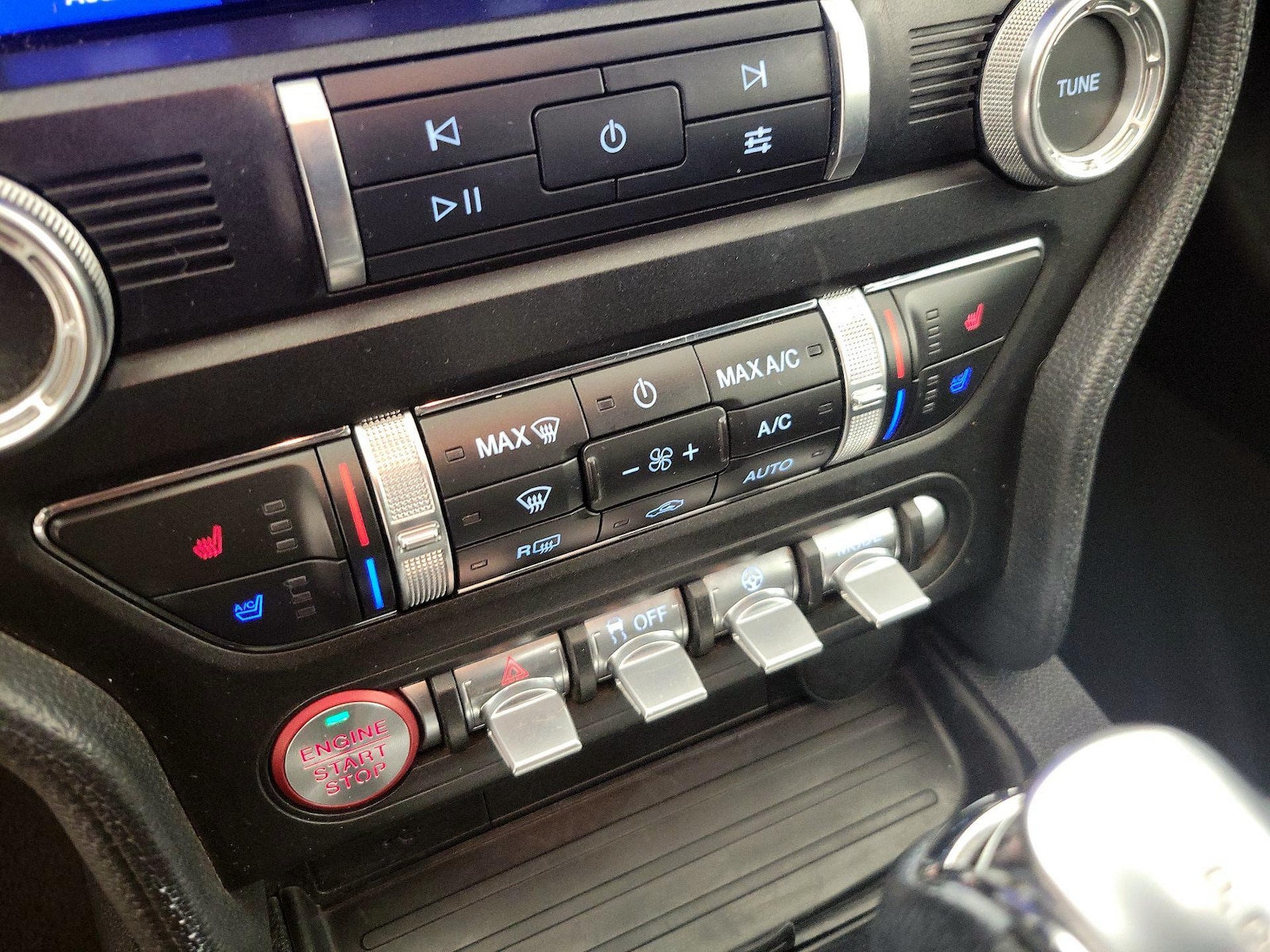 2022 Ford Mustang EcoBoost Premium - Photo 17