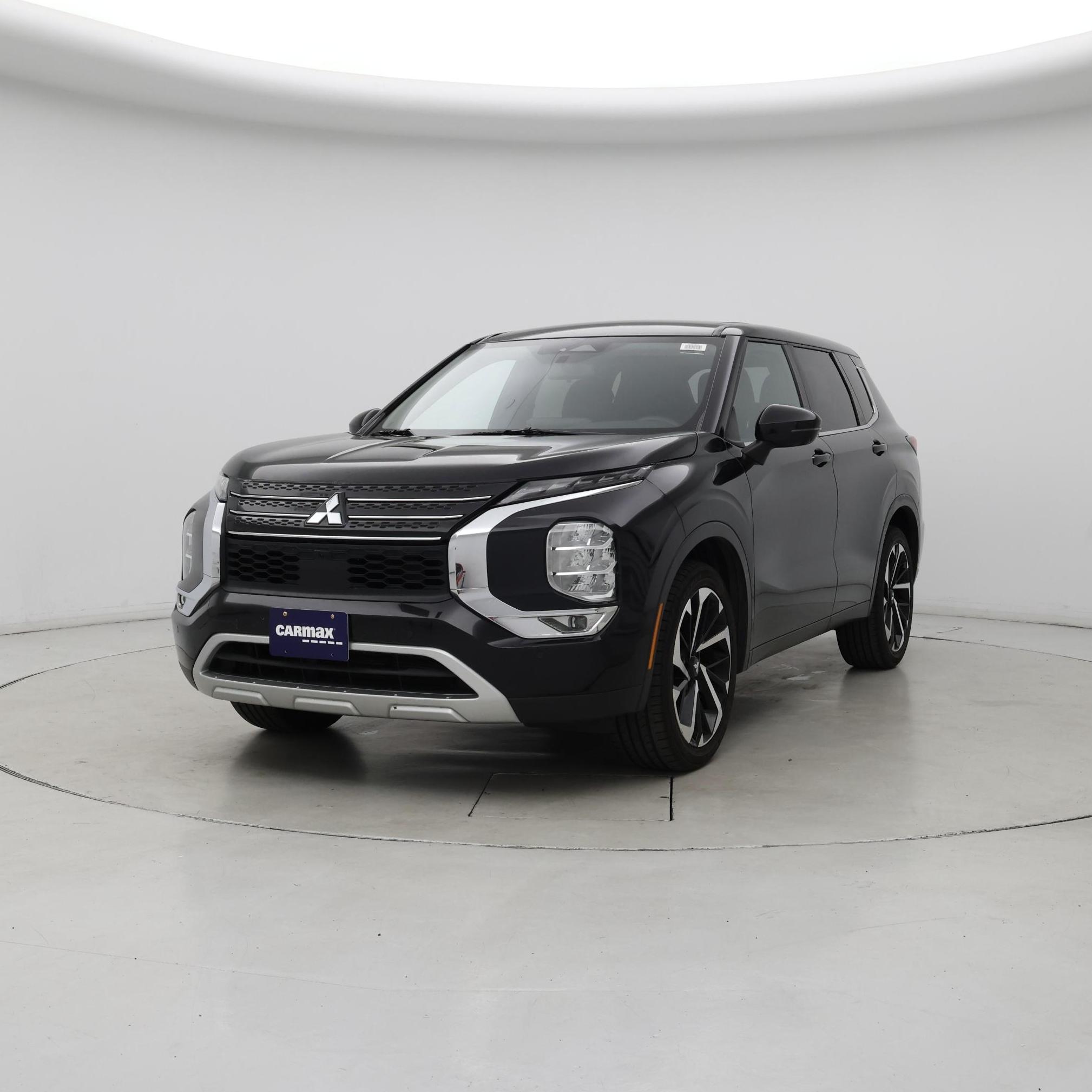 Thumbnail: 2024 Mitsubishi Outlander - 4