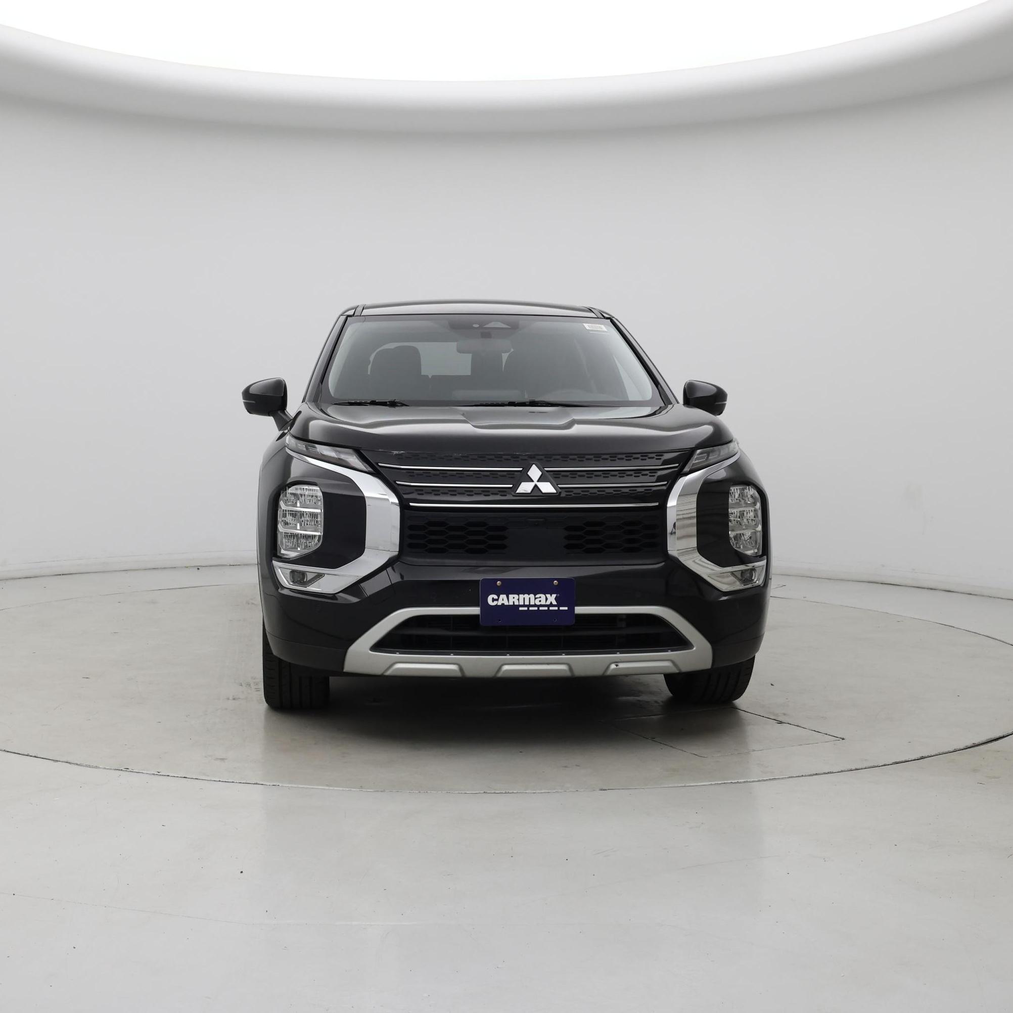 Thumbnail: 2024 Mitsubishi Outlander - 5