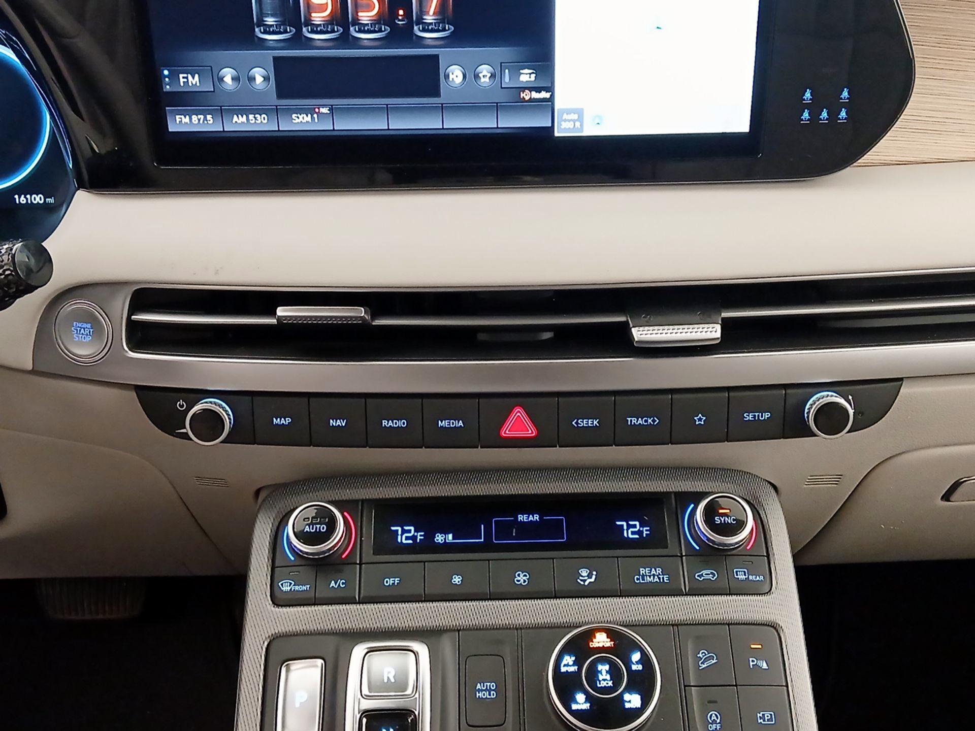 Thumbnail: 2023 Hyundai Palisade - 17