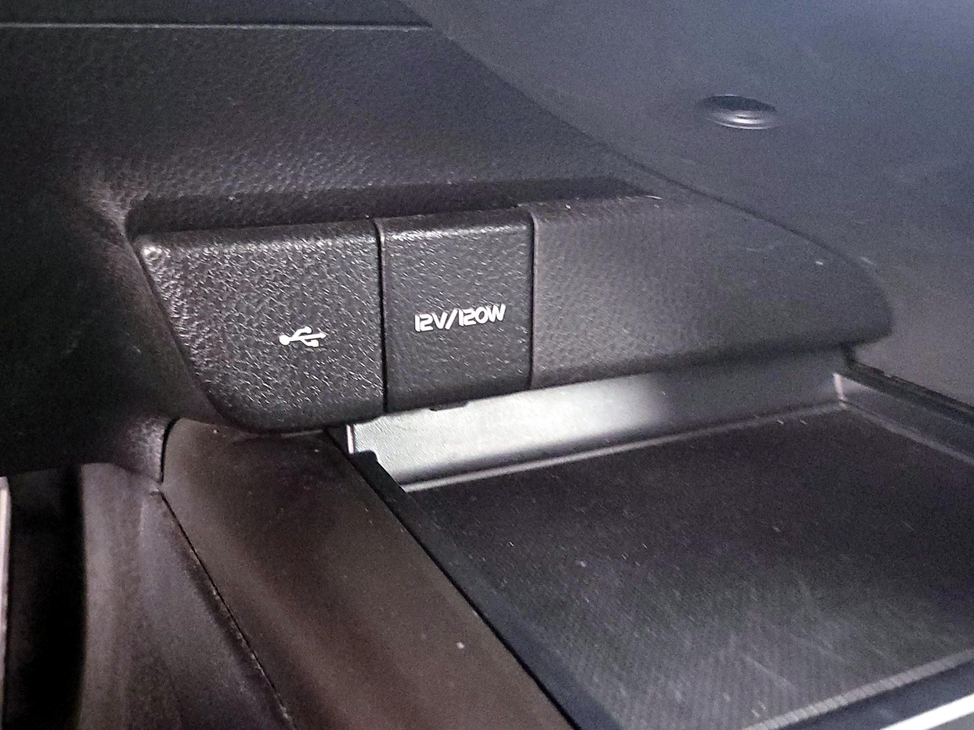 Thumbnail: 2022 Toyota Camry - 18