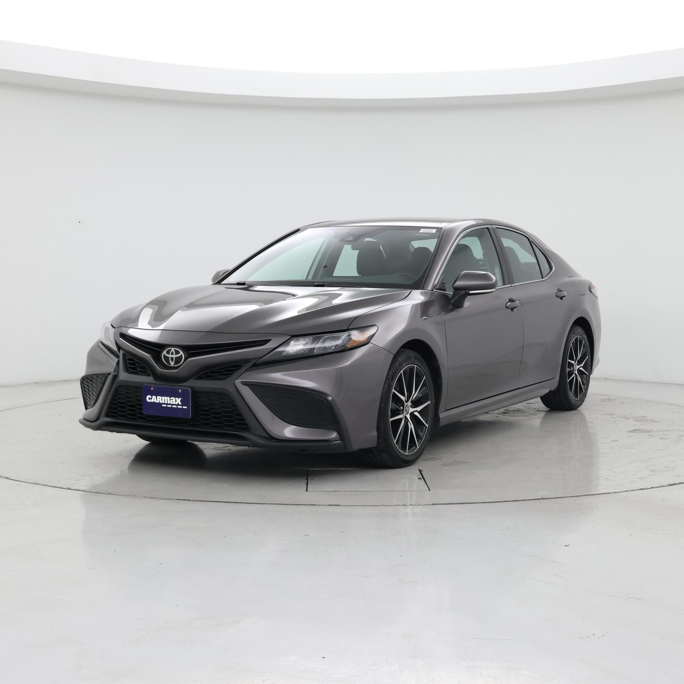 Thumbnail: 2022 Toyota Camry - 4