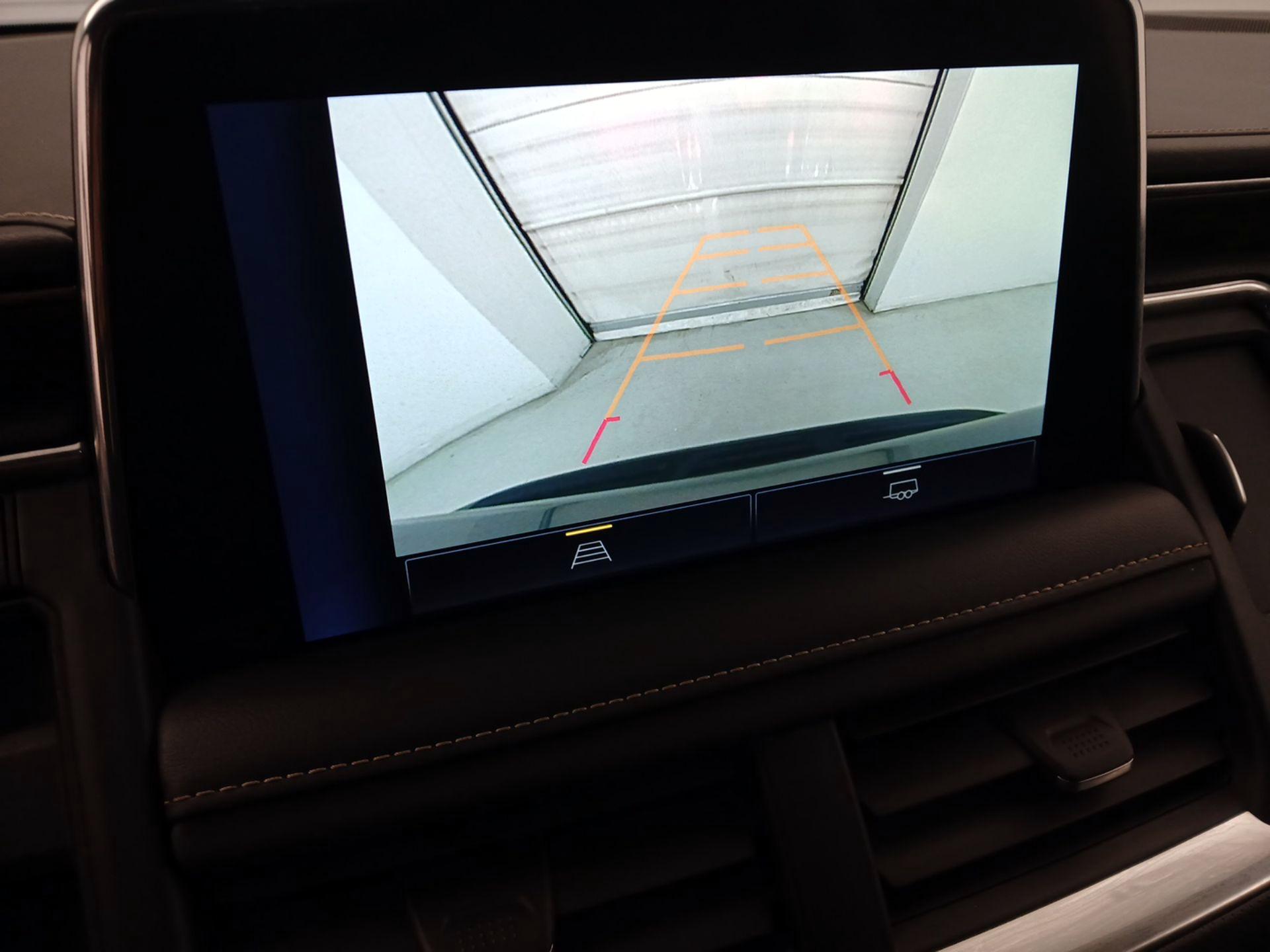 Thumbnail: 2023 Chevrolet Suburban - 14