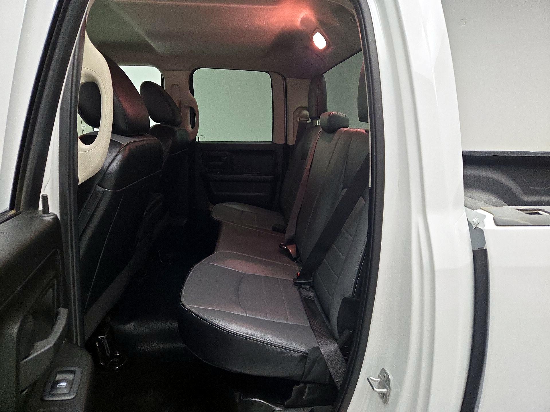 Thumbnail: 2022 RAM 1500 Classic - 19