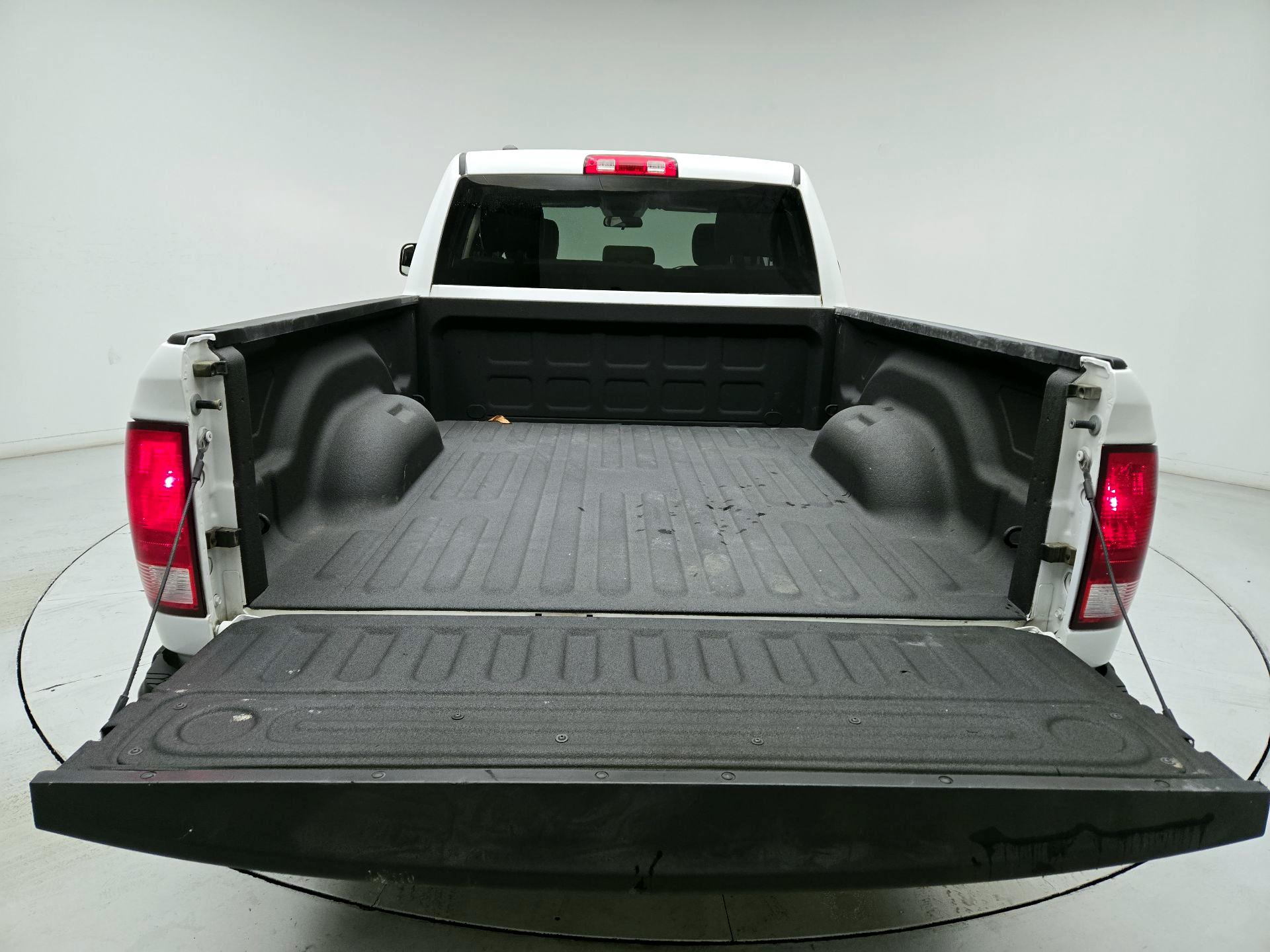 Thumbnail: 2022 RAM 1500 Classic - 20