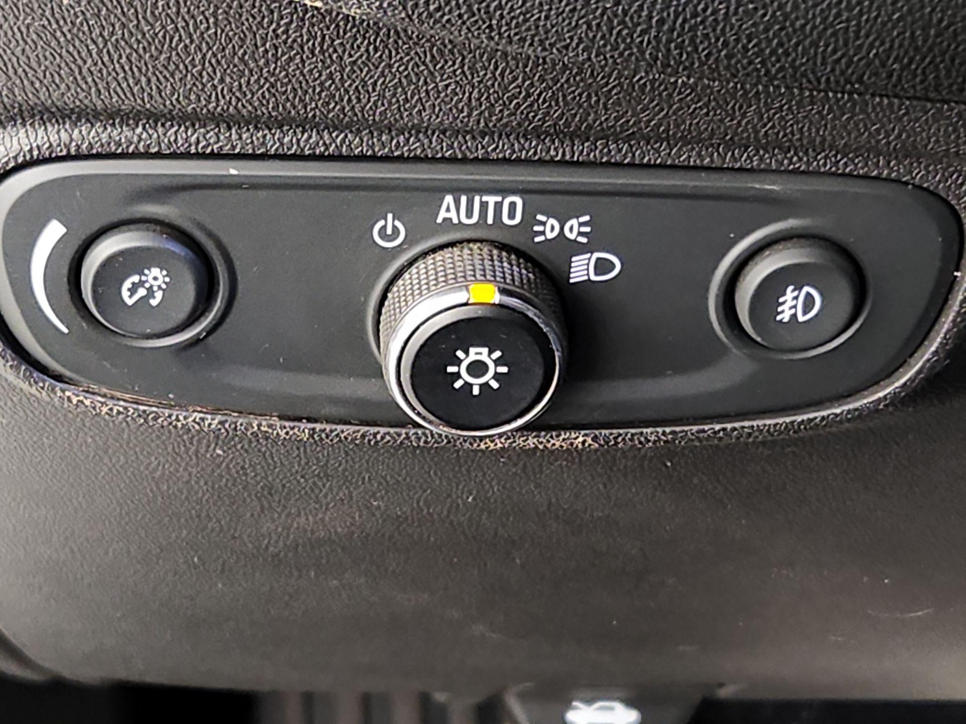 Thumbnail: 2020 Chevrolet Equinox - 13