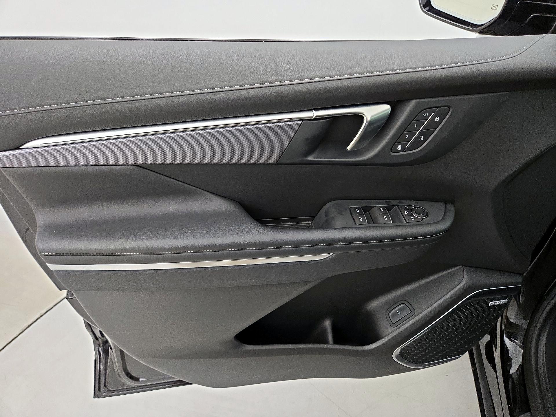 Thumbnail: 2025 Buick Enclave - 12