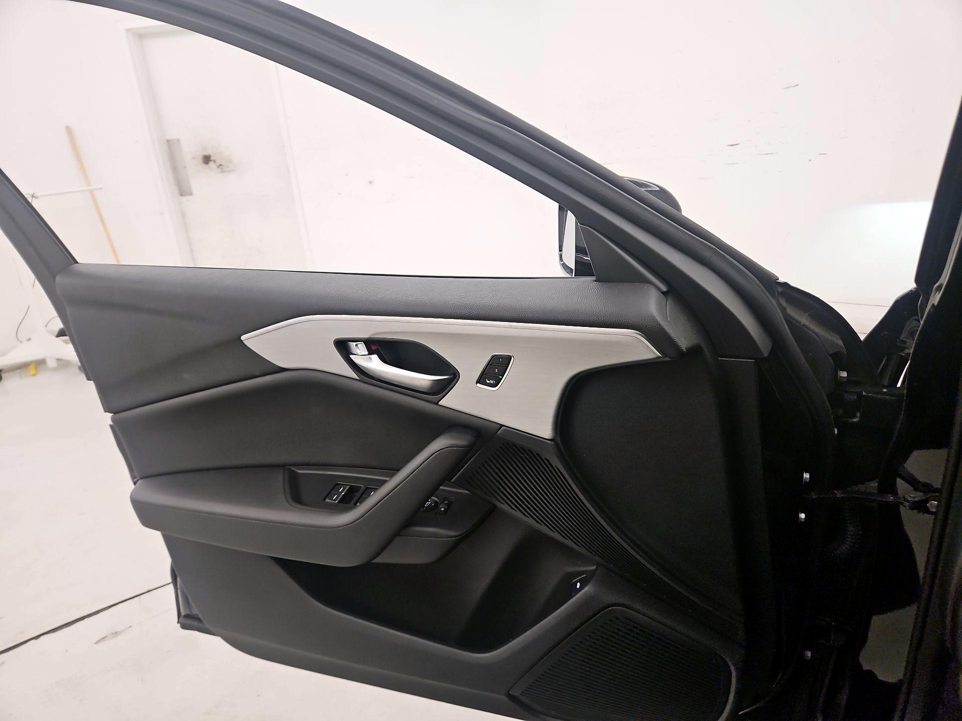 Thumbnail: 2023 Acura TLX - 12