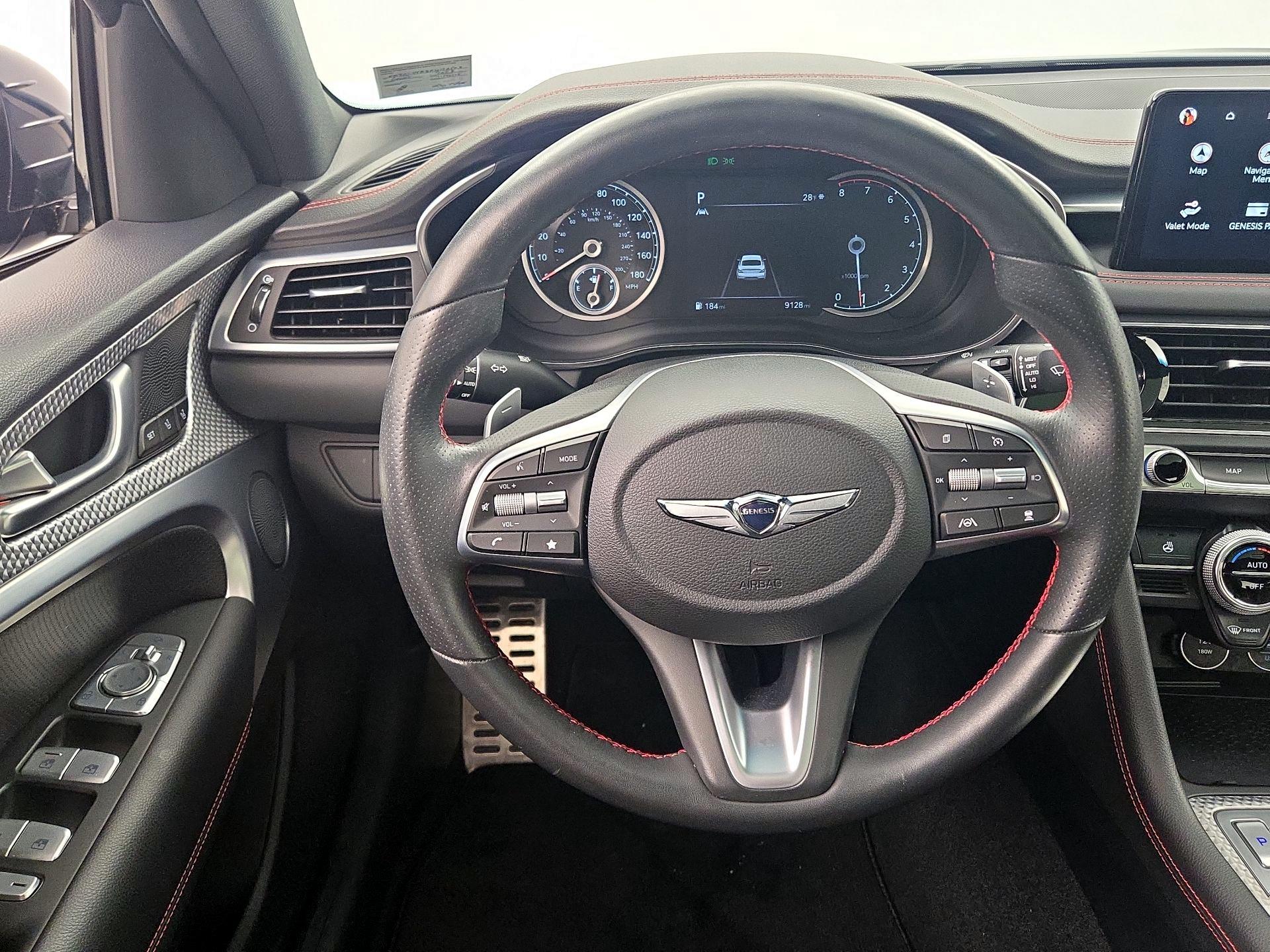 Thumbnail: 2023 Genesis G70 - 10