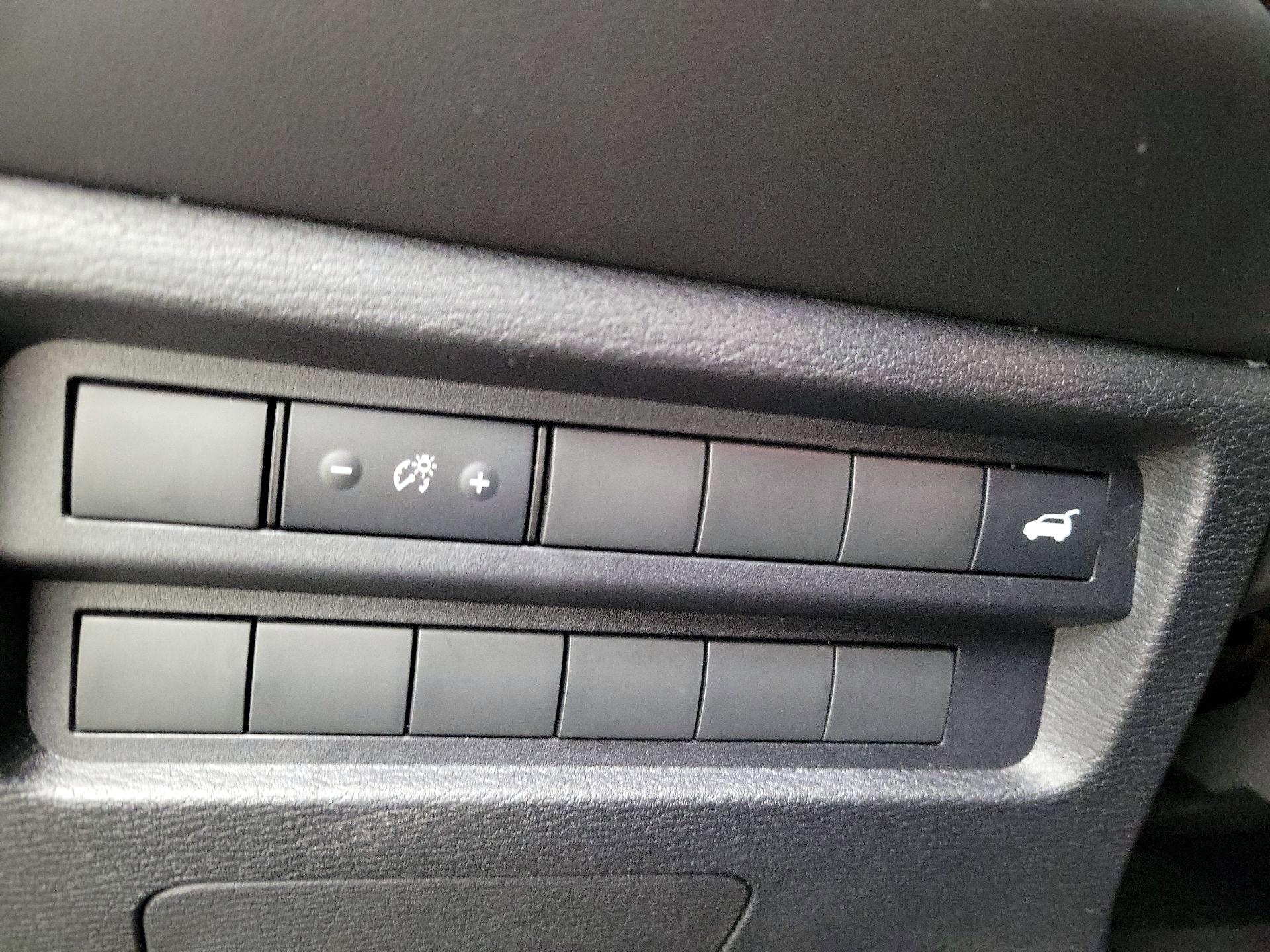 Thumbnail: 2024 Mitsubishi Outlander - 13