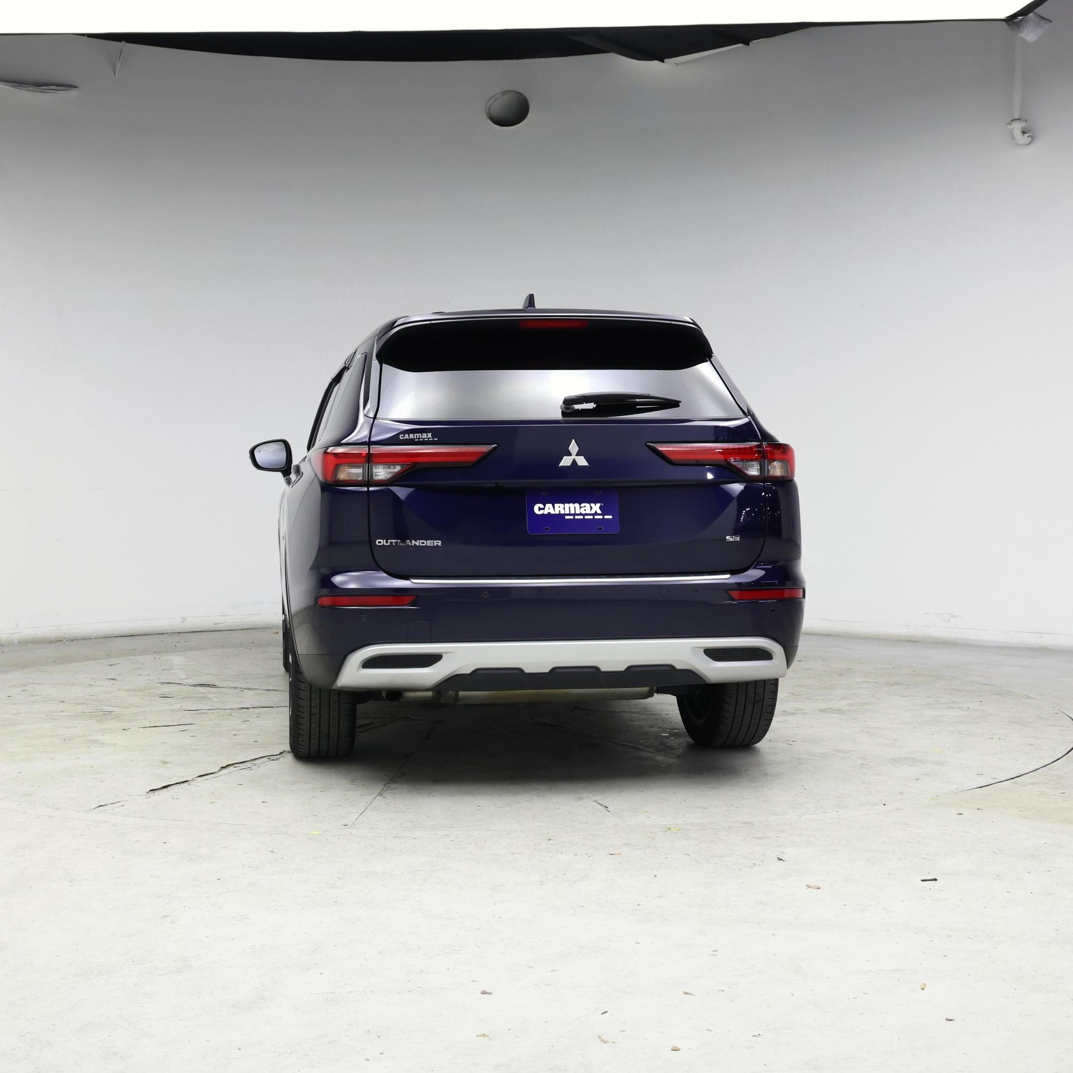 Thumbnail: 2024 Mitsubishi Outlander - 6