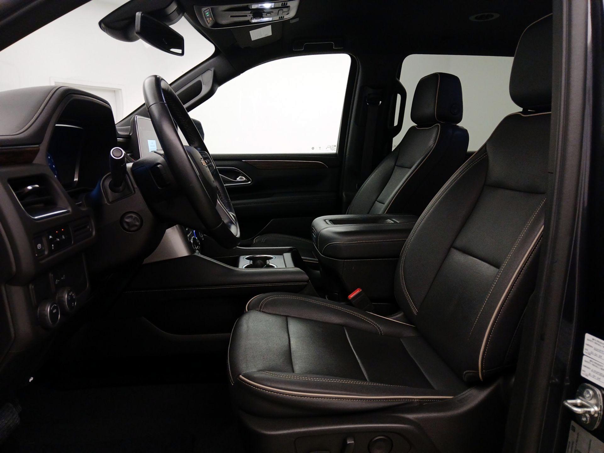 Thumbnail: 2023 Chevrolet Suburban - 11