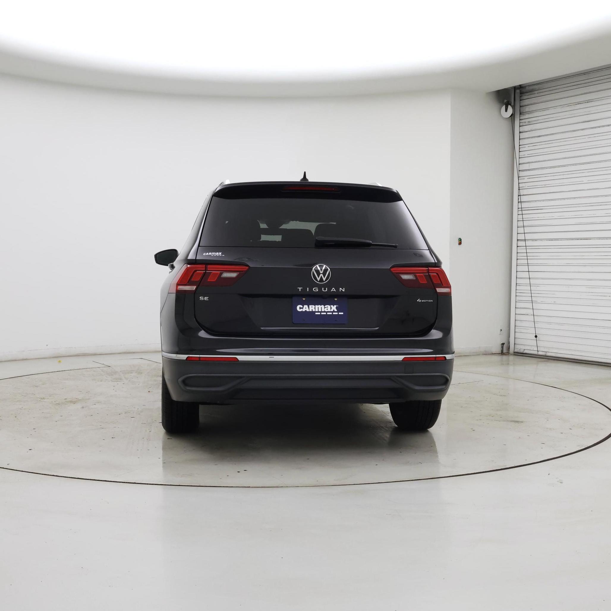 Thumbnail: 2022 Volkswagen Tiguan - 6