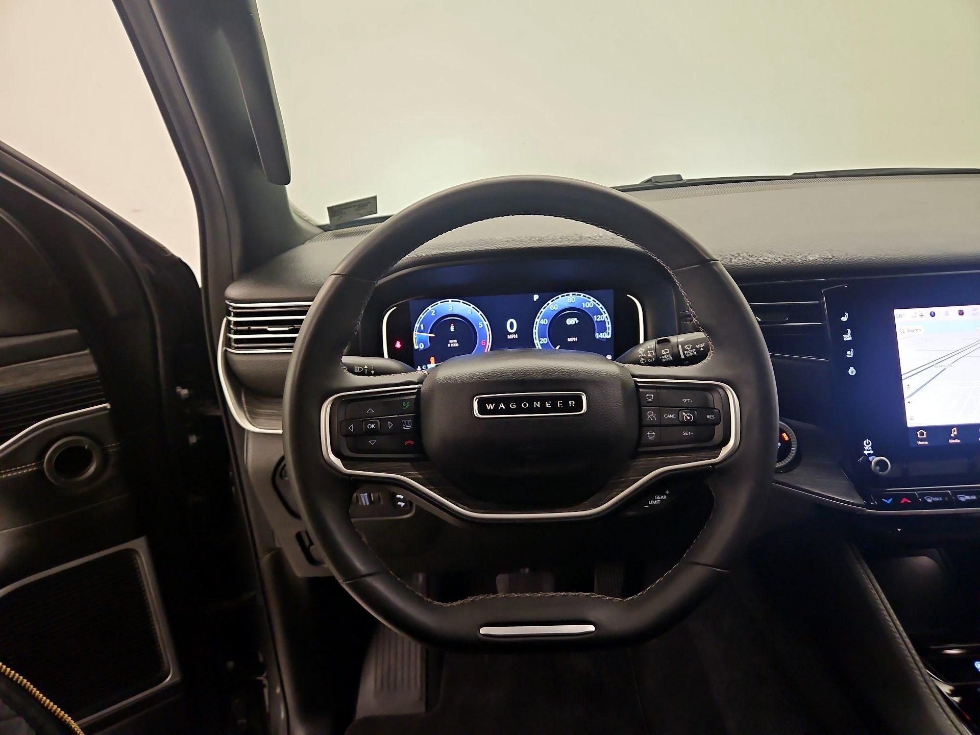 Thumbnail: 2024 Jeep Wagoneer - 10