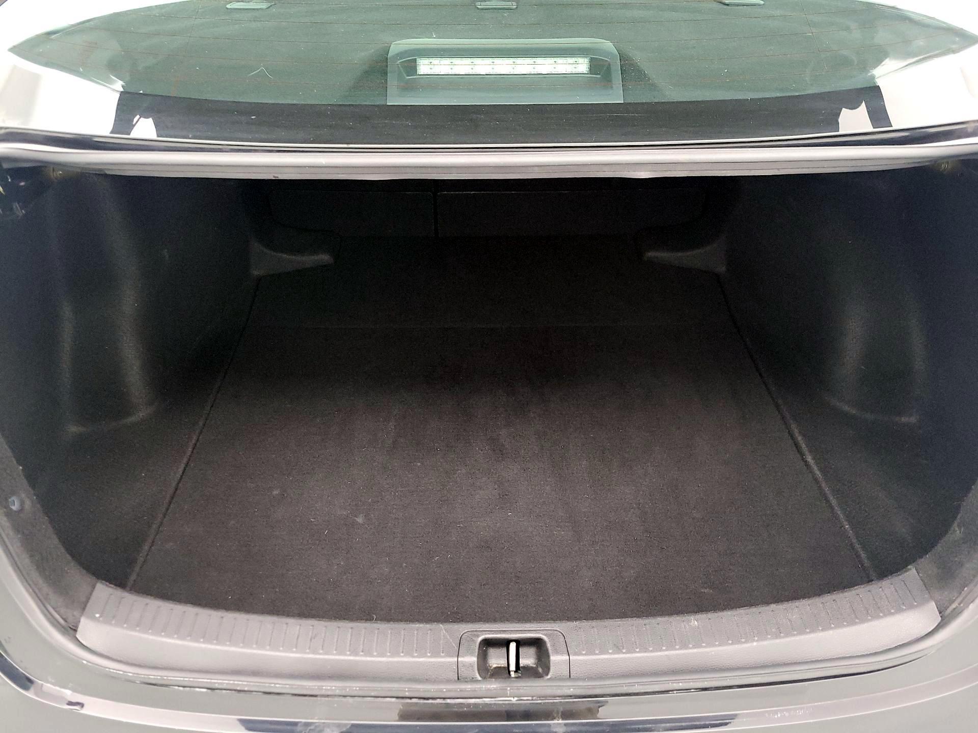 Thumbnail: 2023 Toyota Corolla - 20