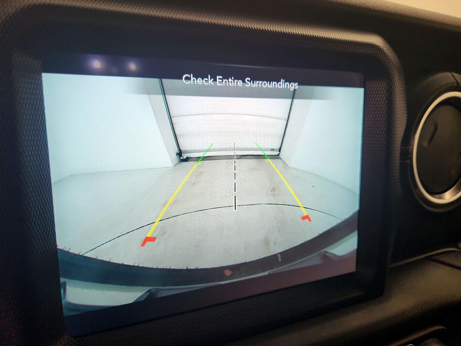 Thumbnail: 2021 Jeep Wrangler - 15