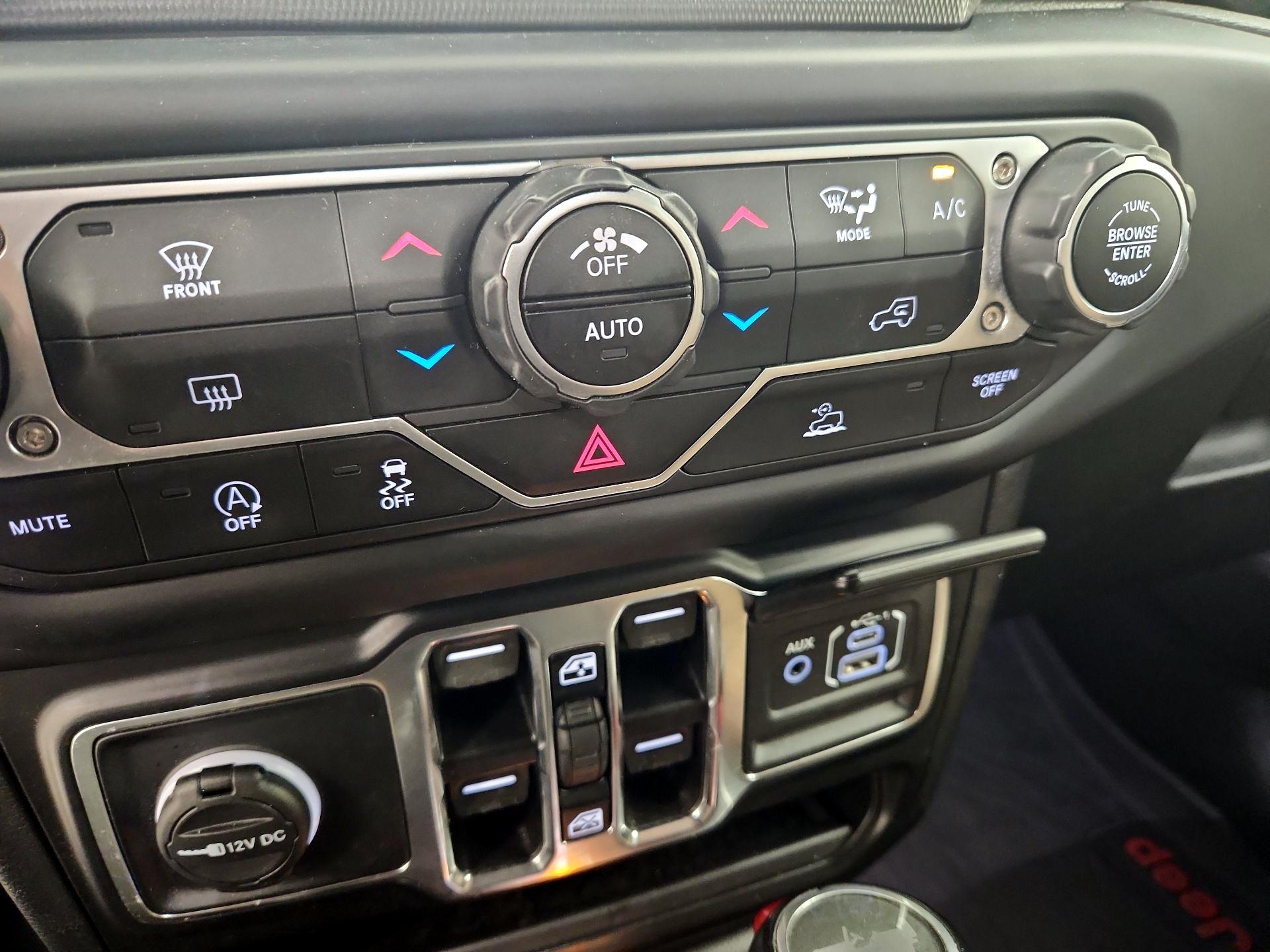 Thumbnail: 2021 Jeep Wrangler - 17