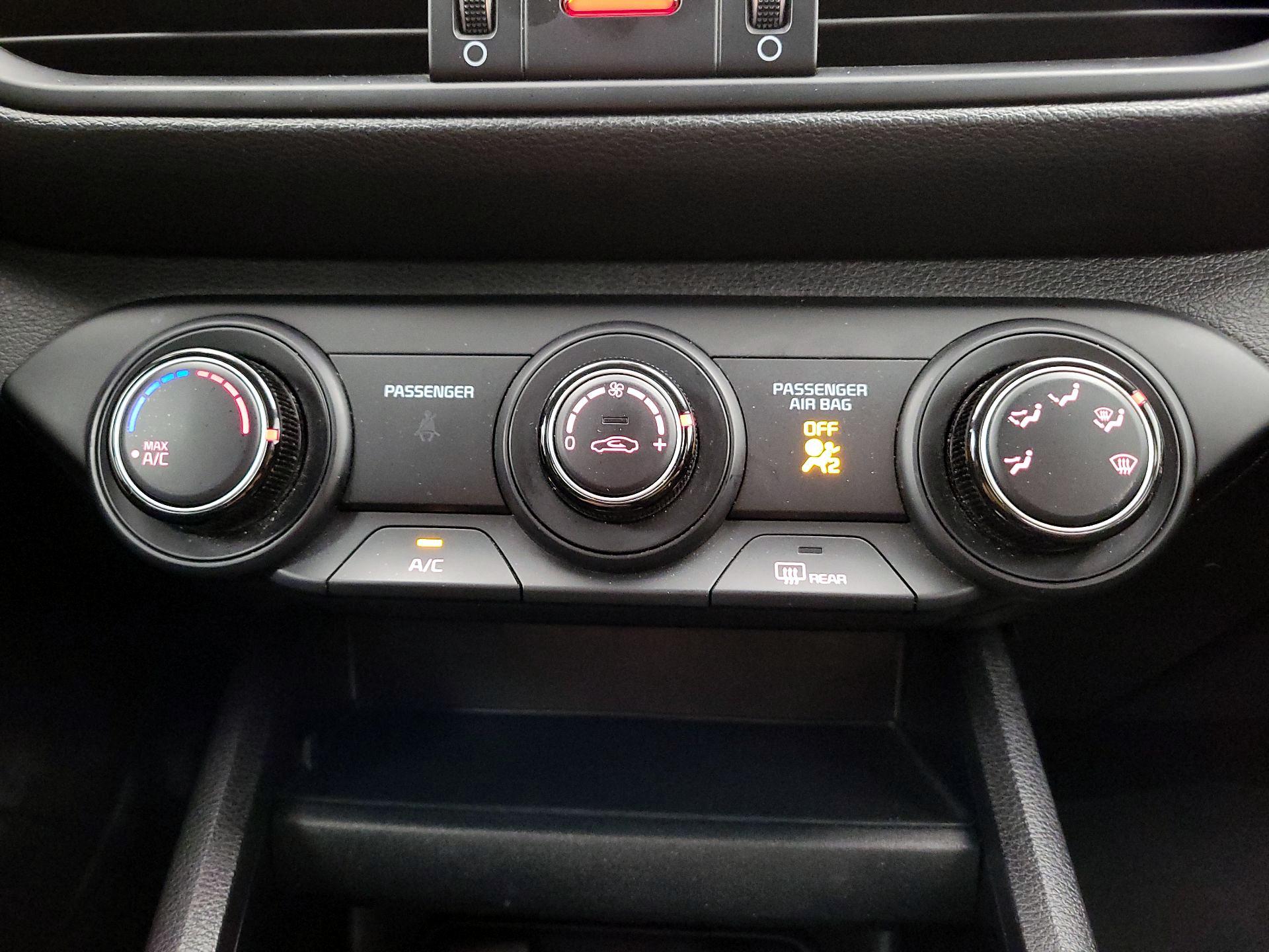 Thumbnail: 2023 Kia Forte - 16