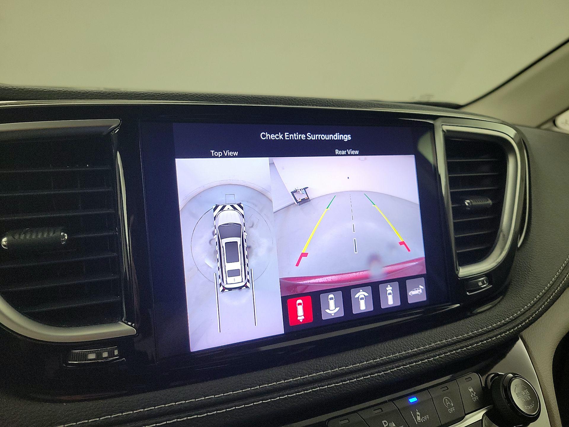 Thumbnail: 2022 Chrysler Pacifica - 15