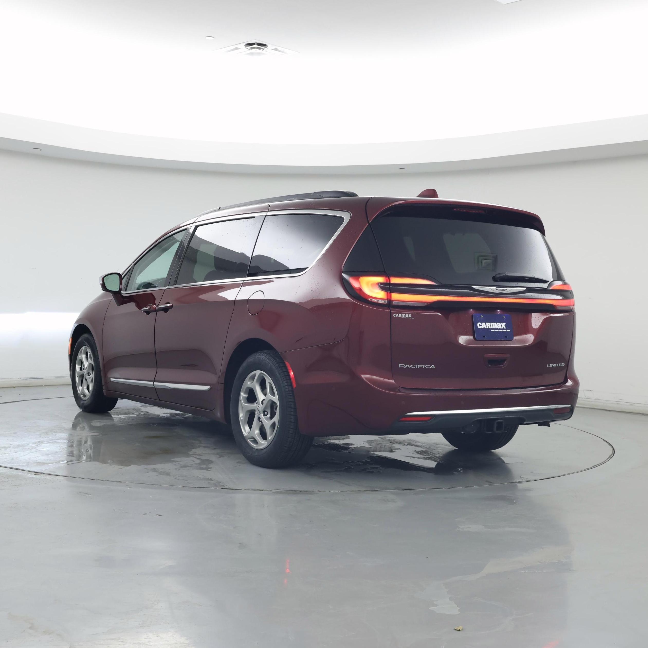 Thumbnail: 2022 Chrysler Pacifica - 2