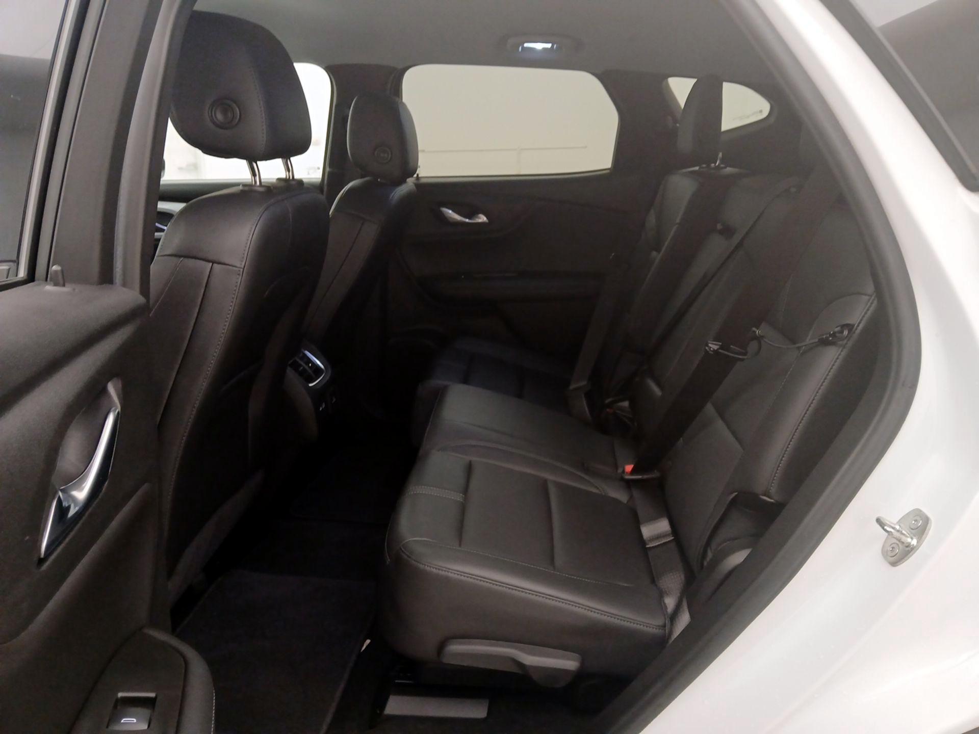 Thumbnail: 2021 Chevrolet Blazer - 20