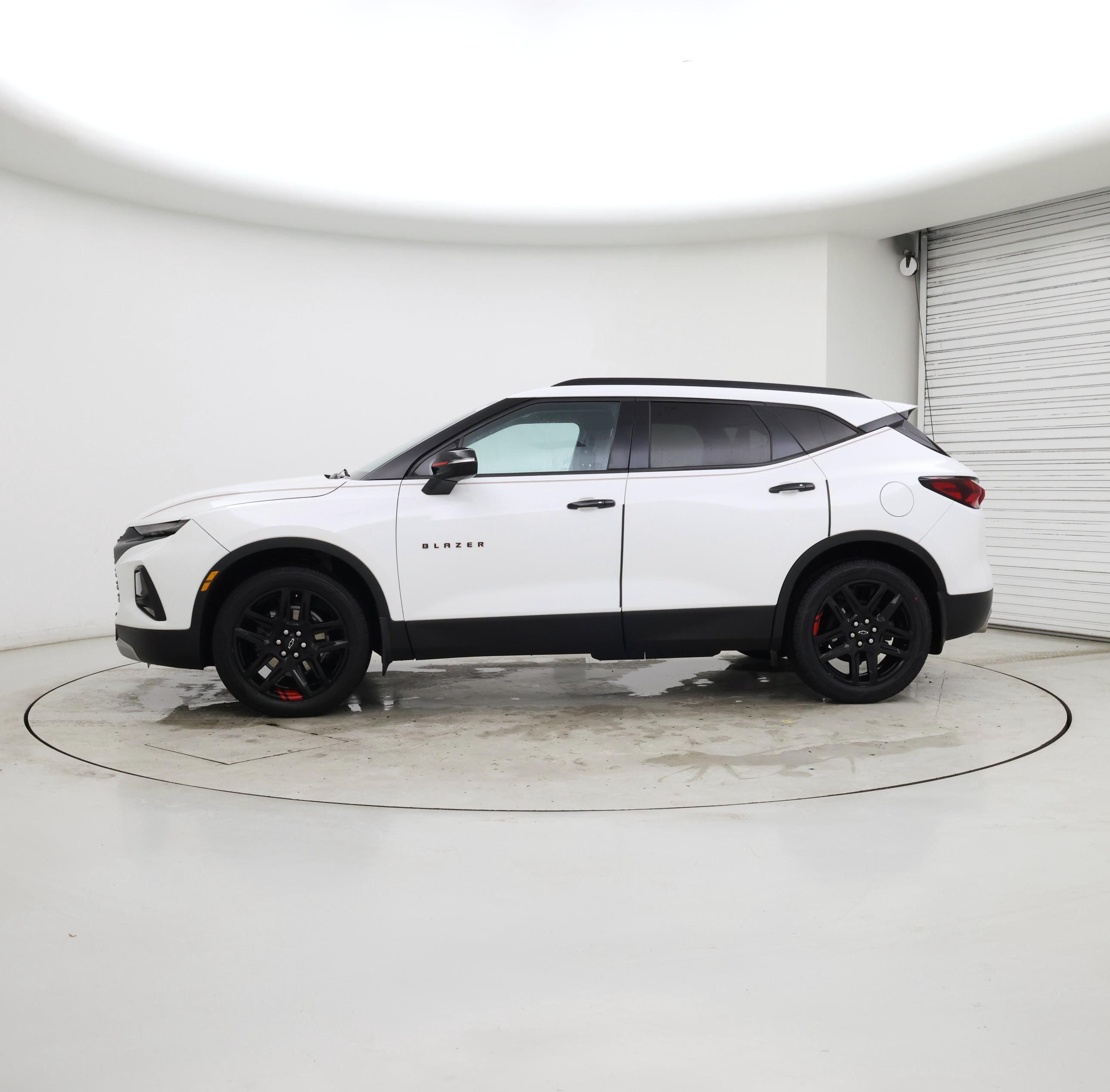 Thumbnail: 2021 Chevrolet Blazer - 3