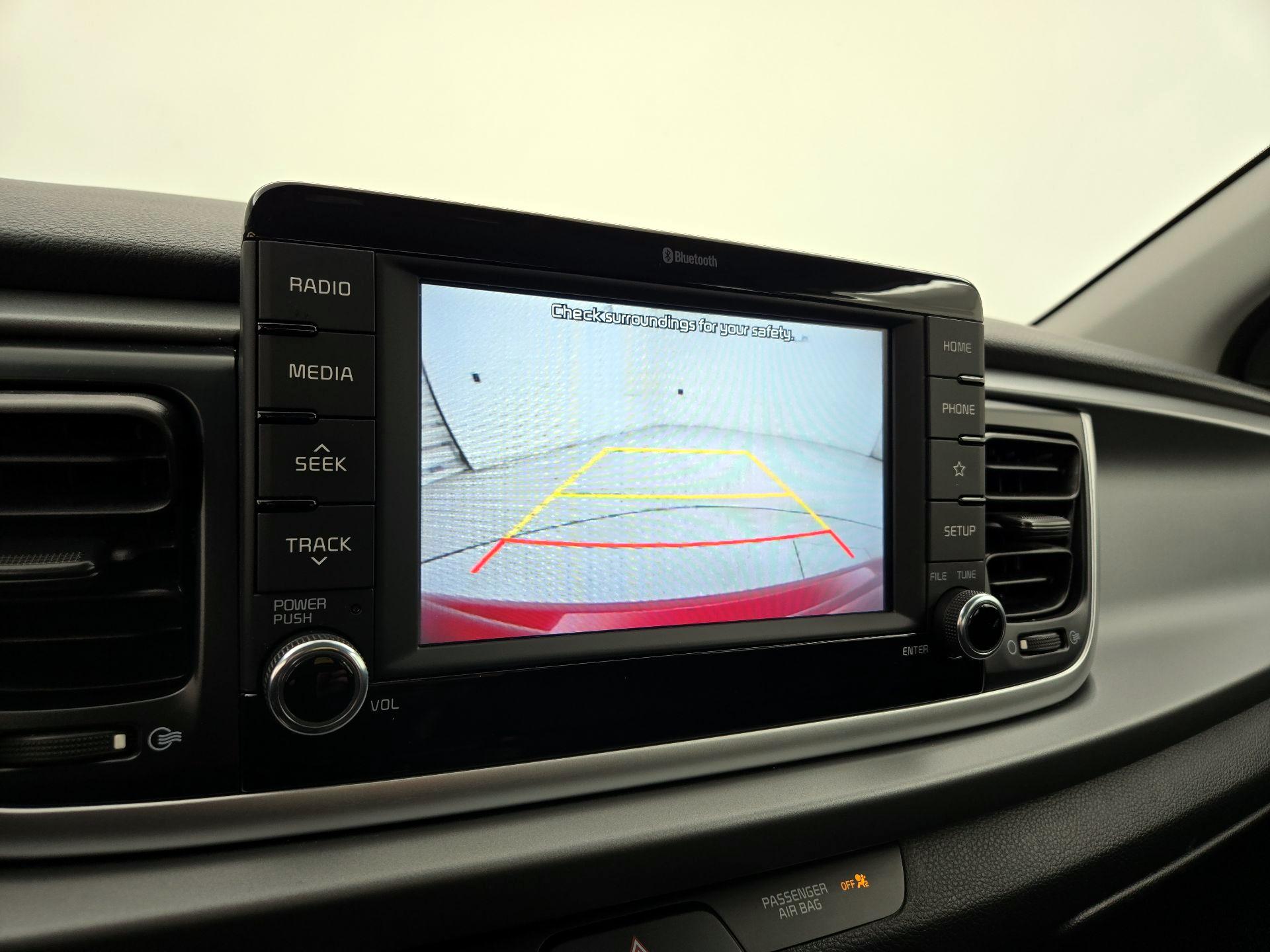 Thumbnail: 2020 Kia Rio5 - 14