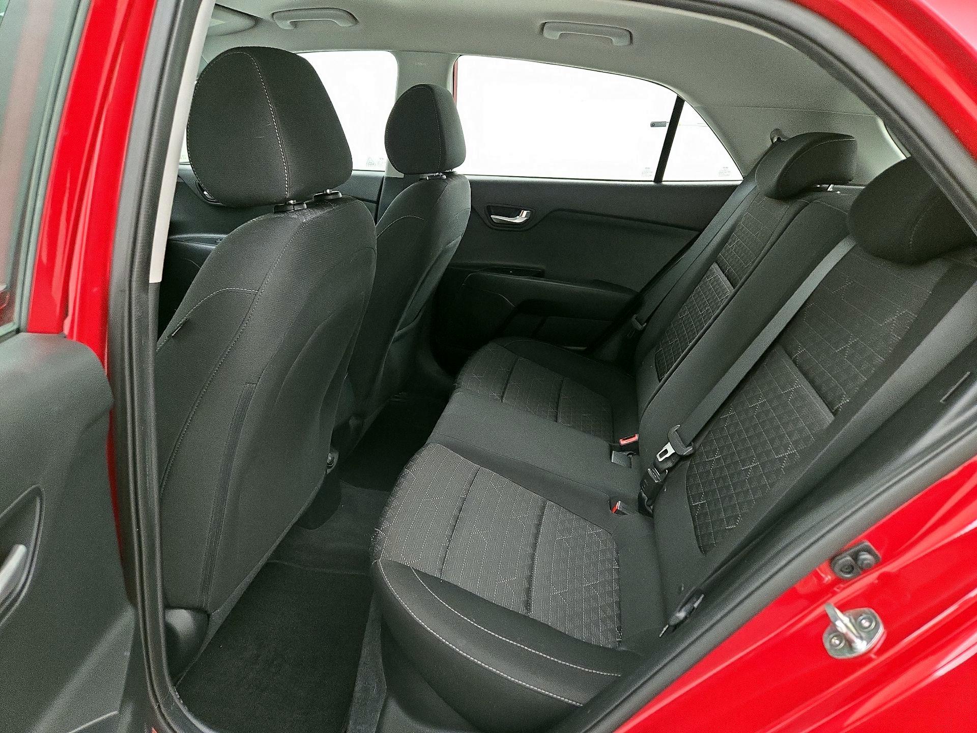 Thumbnail: 2020 Kia Rio5 - 19