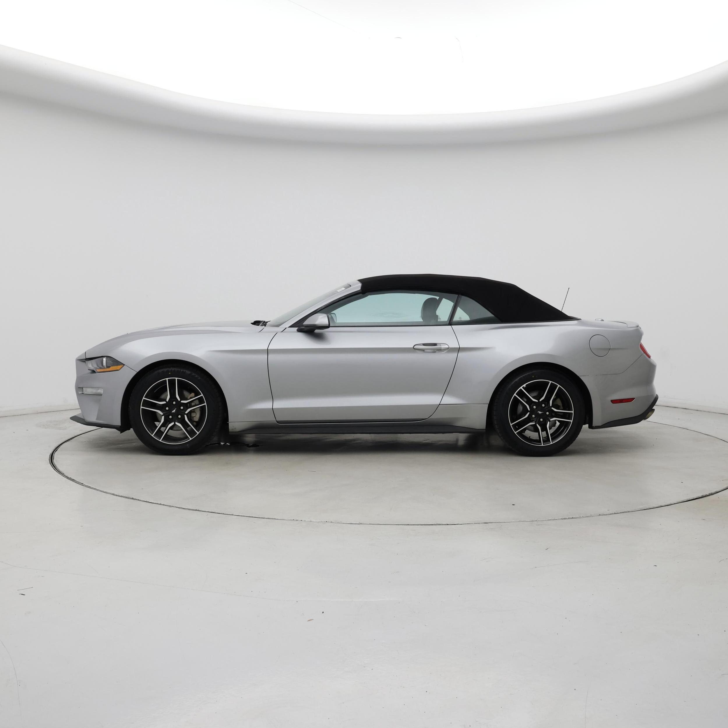 Thumbnail: 2023 Ford Mustang - 3