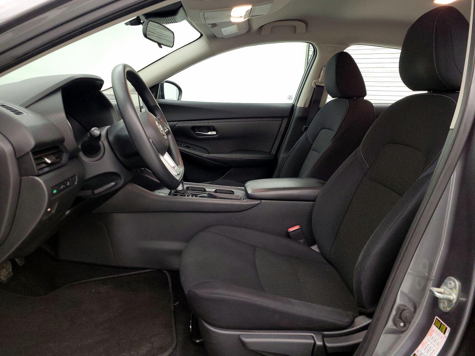 Thumbnail: 2021 Nissan Sentra - 11