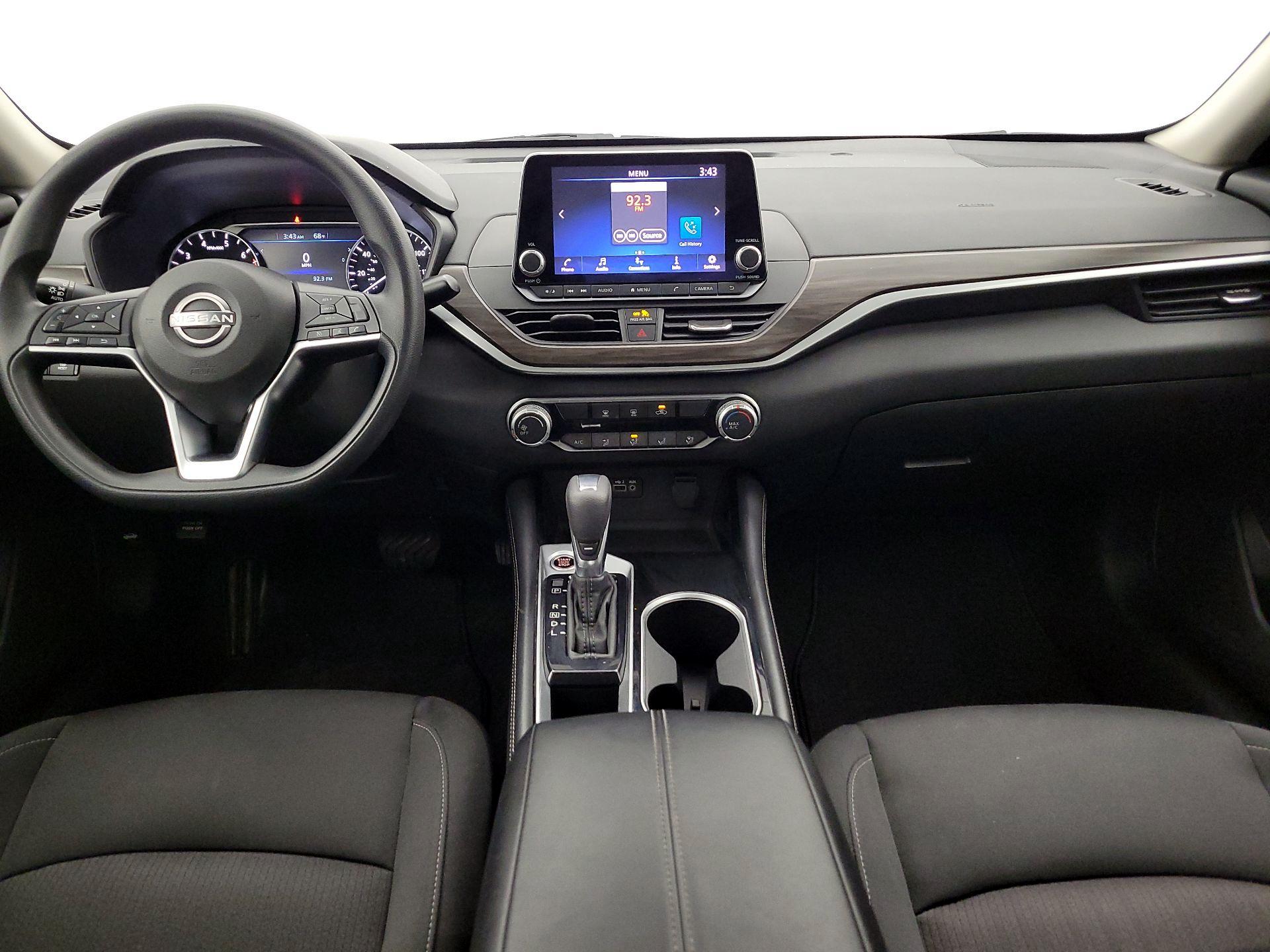 Thumbnail: 2023 Nissan Altima - 9